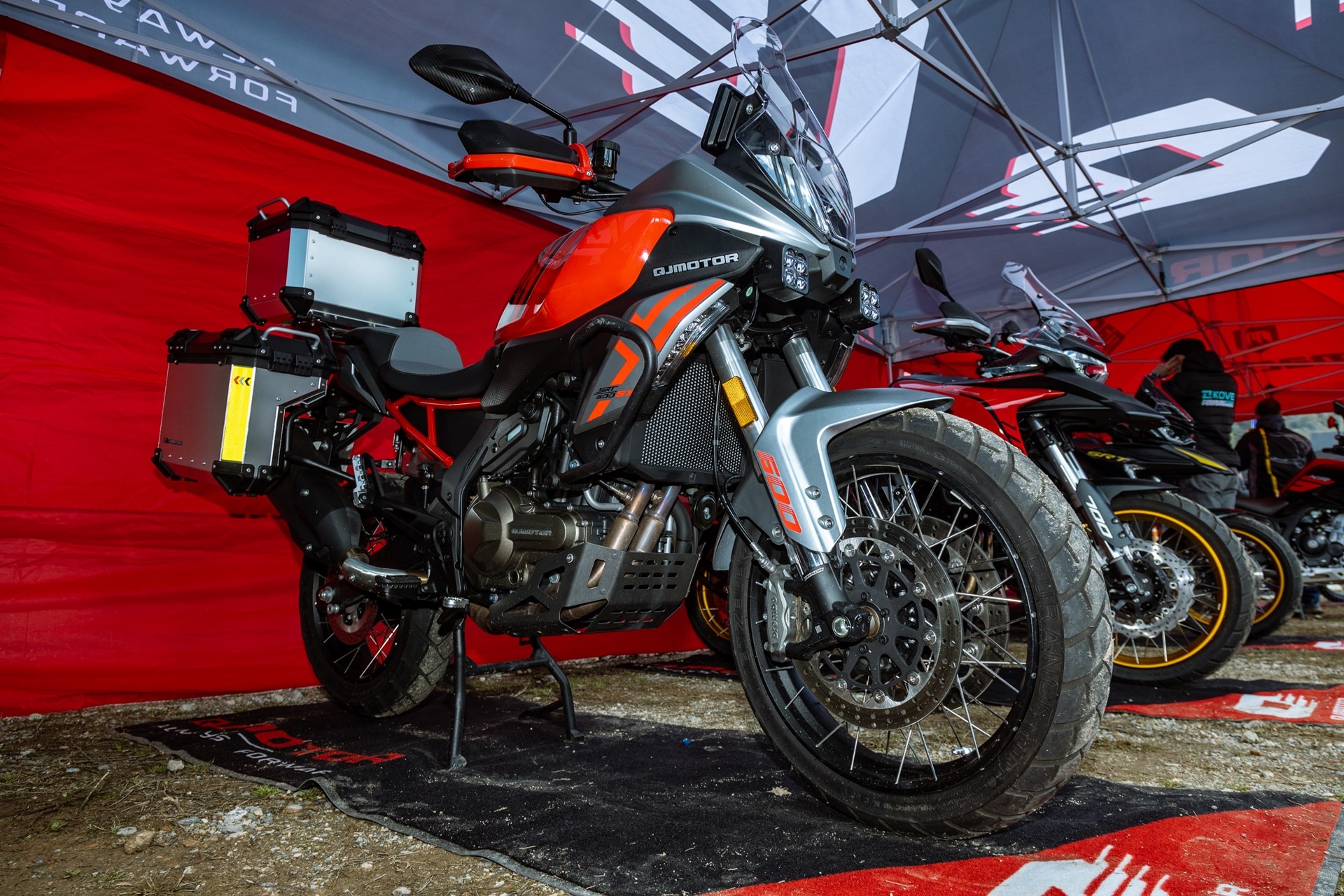 QJMotor takes center stage at the Bassella Race 2026 through its stand in the commercial area of ​​the event