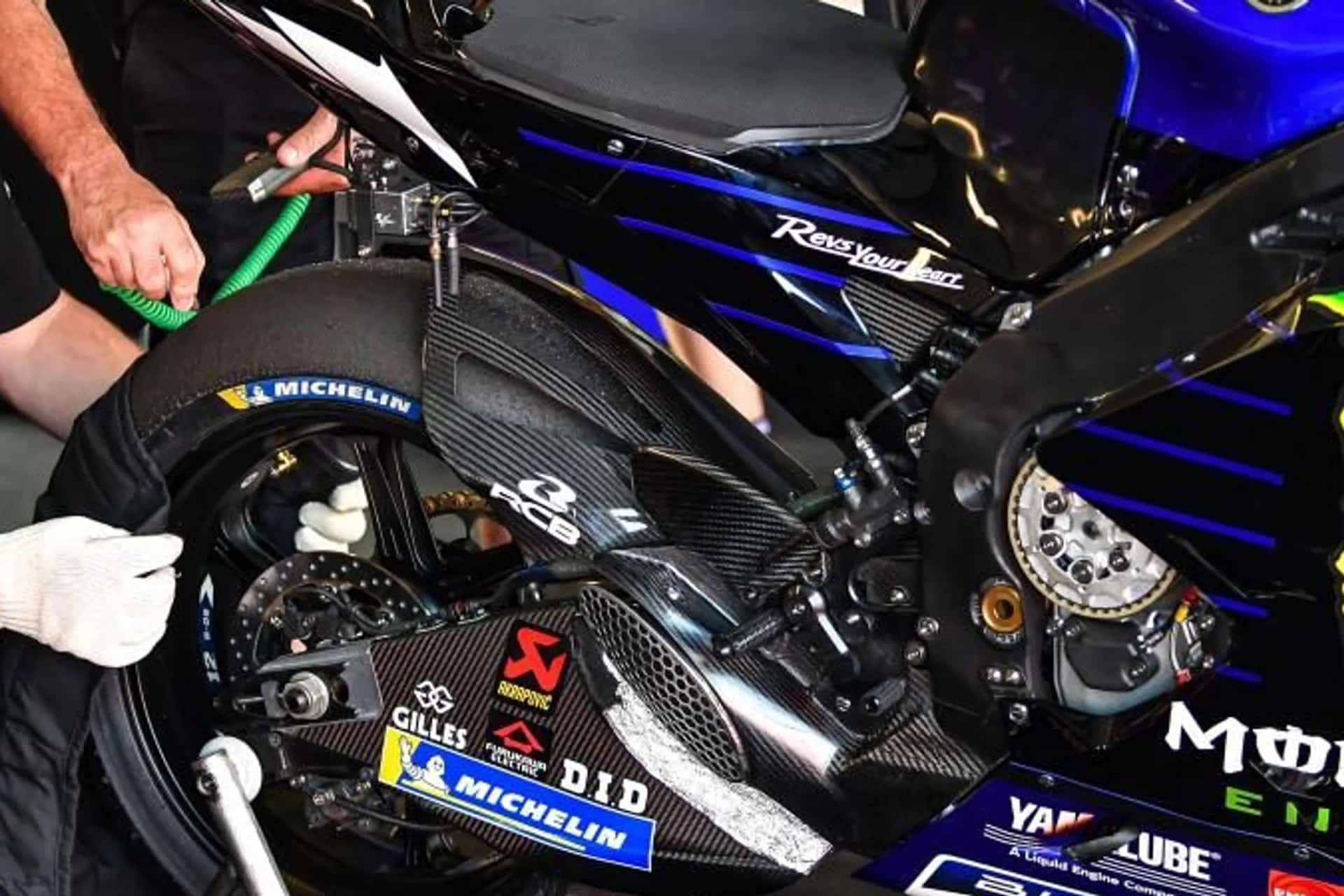 Basculante de geometría variable: Aun no es una realidad, pero Yamaha acaba de patentar el sistema