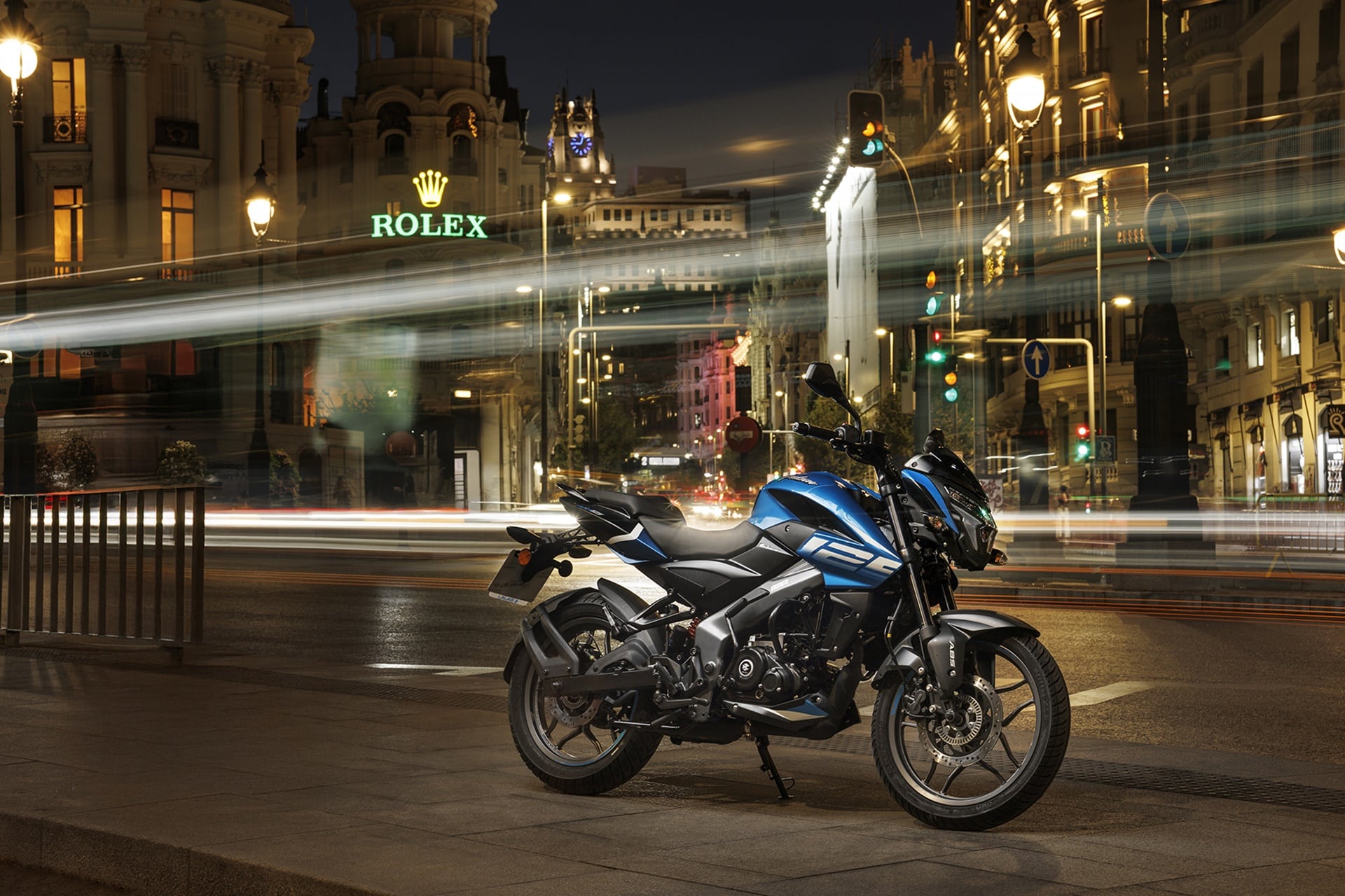 Bajaj activates the Test Drives of the Pulsar NS125 and NS400 in all its COs on the peninsula