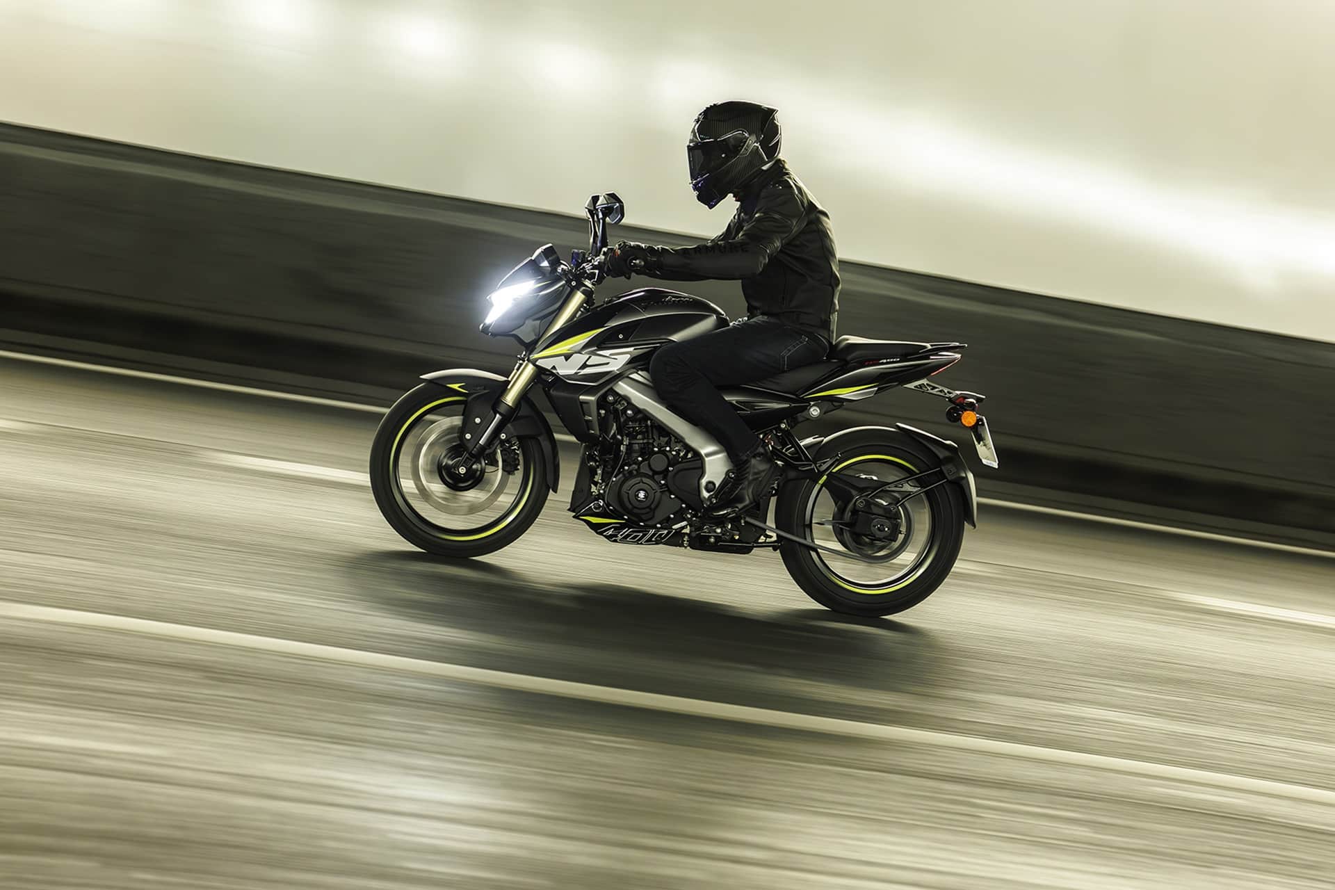 Bajaj activates the Test Drives of the Pulsar NS125 and NS400 in all its COs on the peninsula