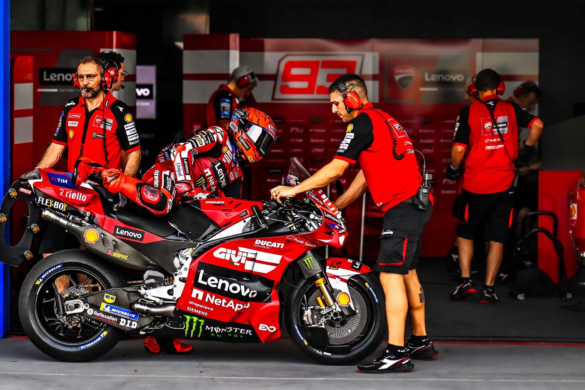 Márquez will seek his tenth title this year