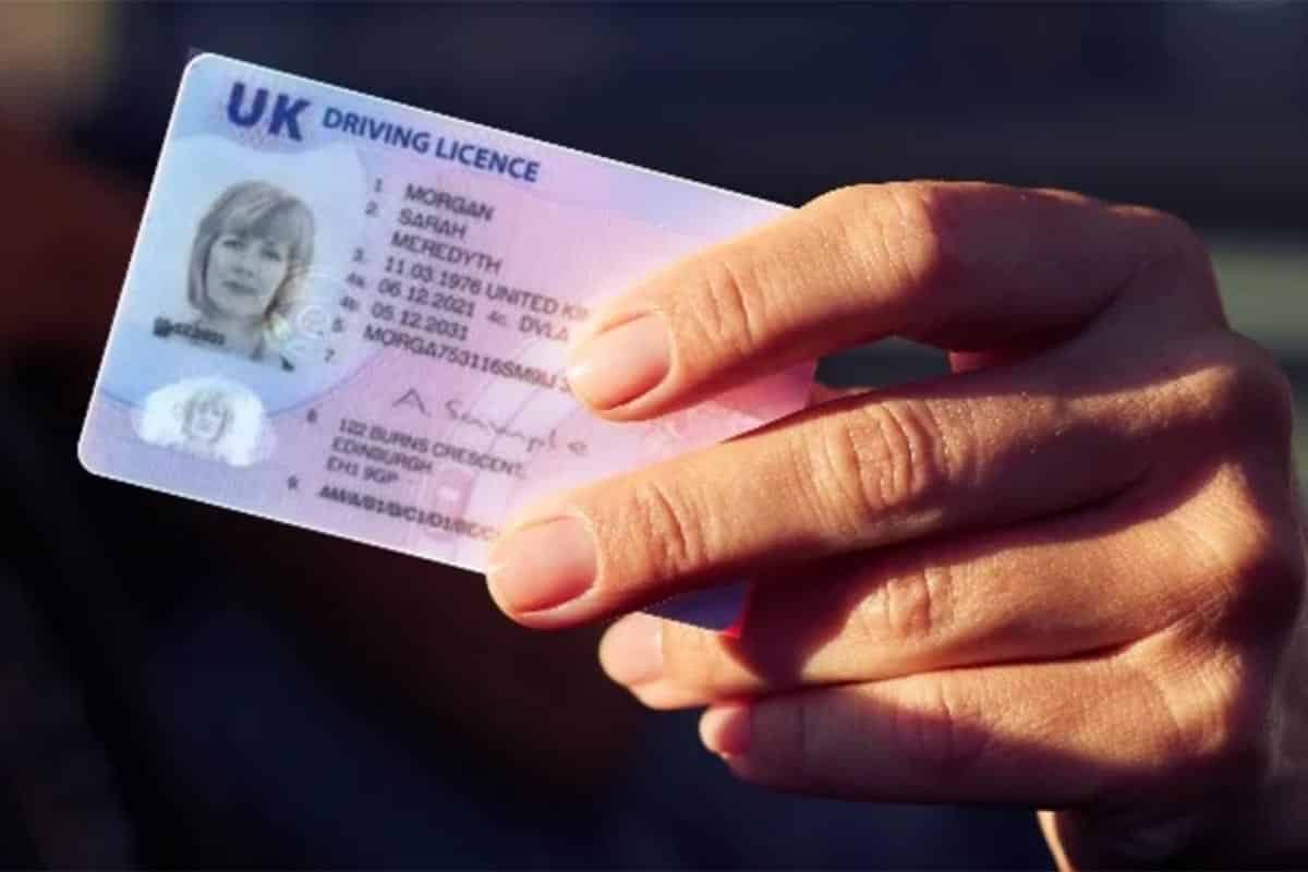 The new rule makes it necessary to go step by step until being able to drive alone