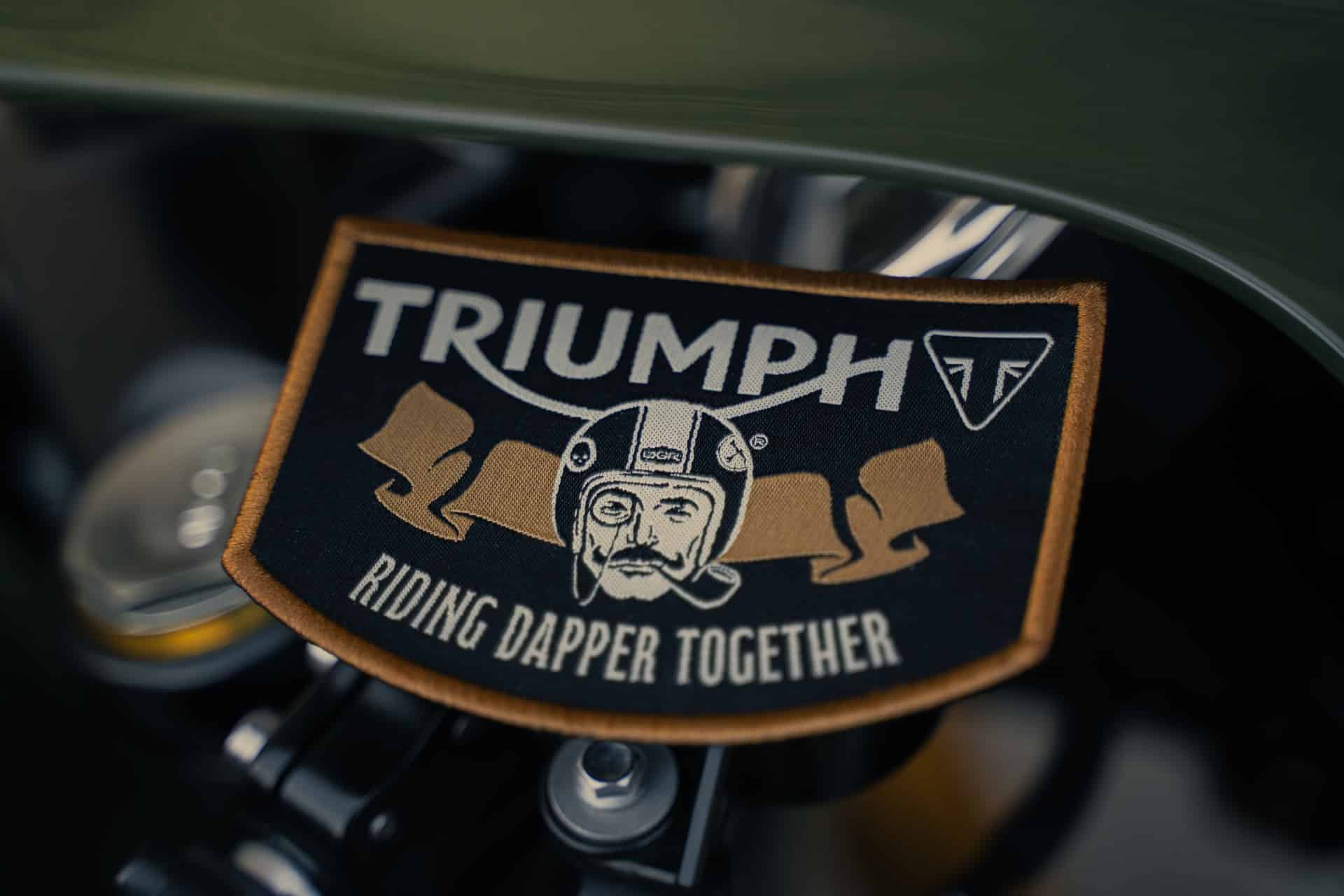 Triumph X DGR 2026: The British brand presents its new limited edition clothing collection