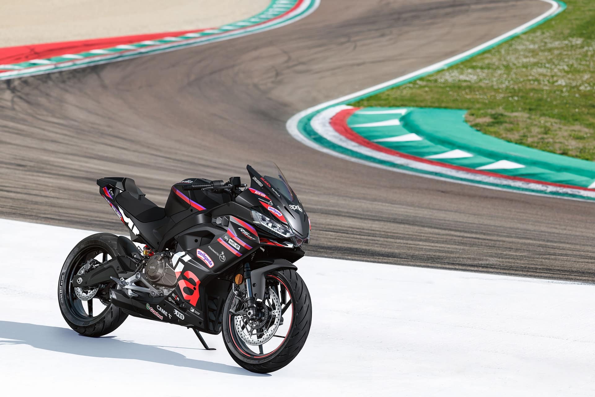 Nueva RS 457 GP Replica: El guiño de Aprilia a sus máquinas de MotoGP