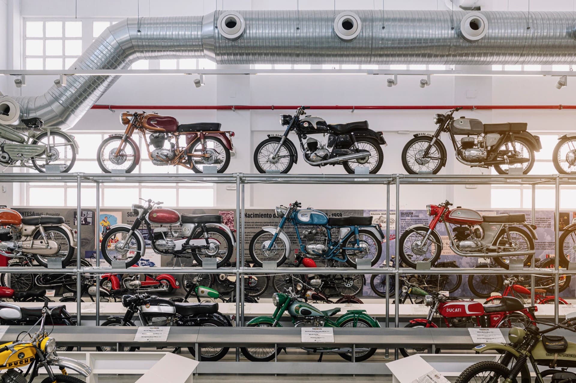 The Spanish Motorcycle Museum Made in Spain becomes the perfect setting for the meeting of the FIVA motorcycle division