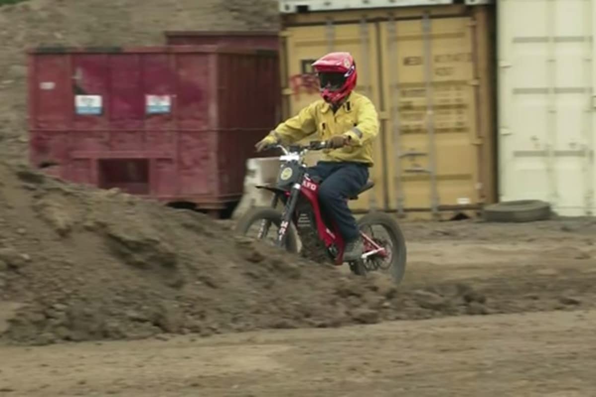 Los Angeles Fire Department switches to electric motorcycles