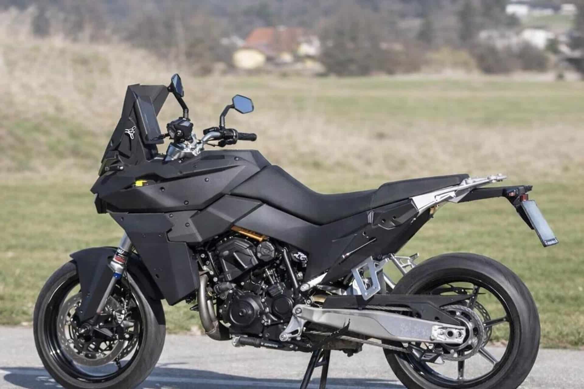 La KTM 990 SMT se encamina hacia su fase final de desarrollo