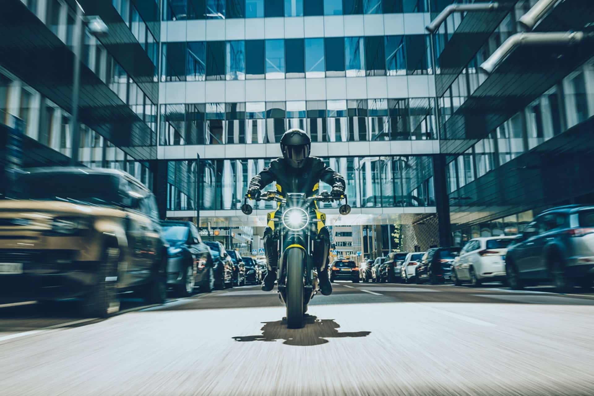 Svartpilen and Vitpilen range: Debuts power, design and style this spring