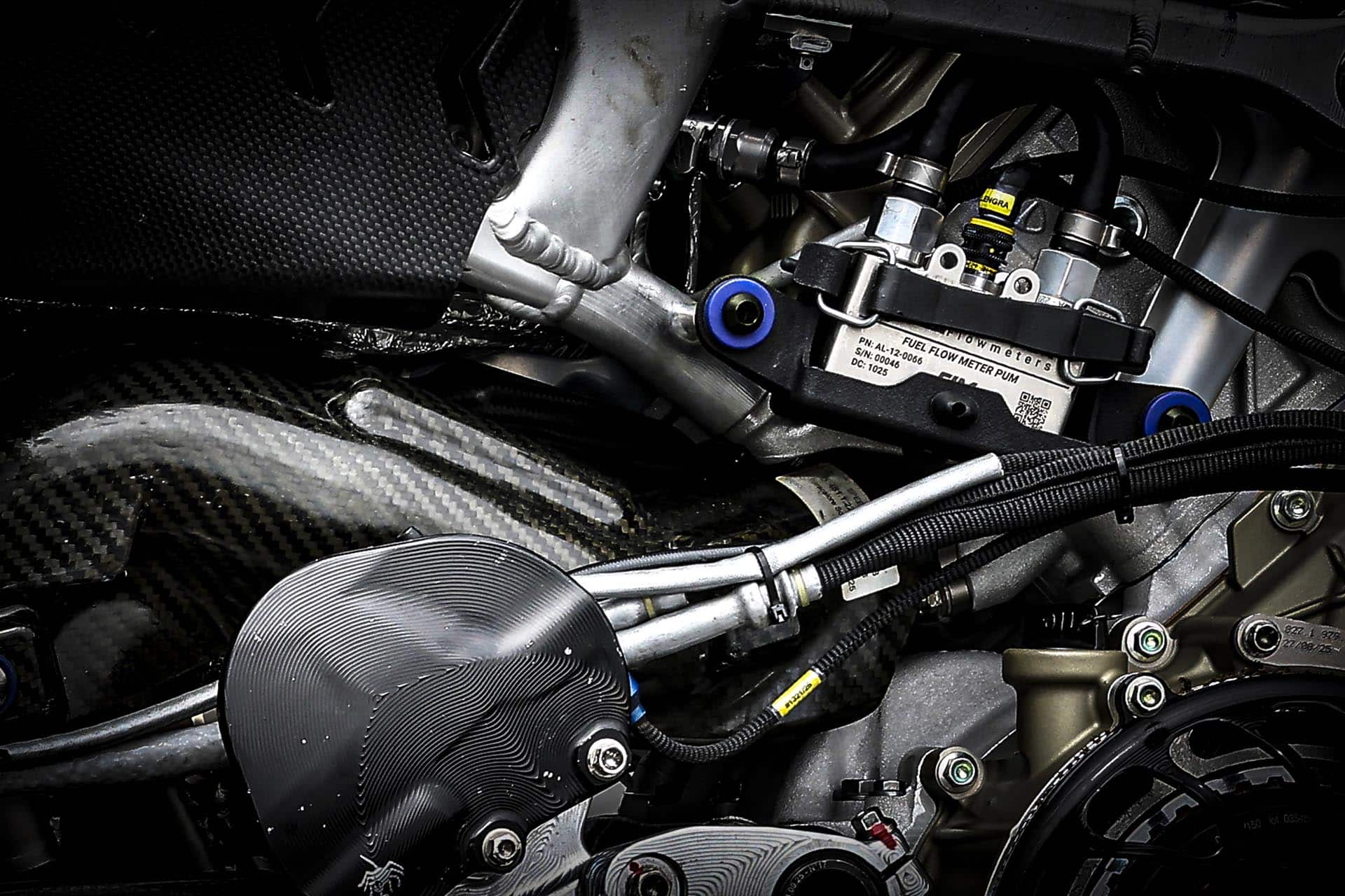 The organization controls the fuel flow with its own meter