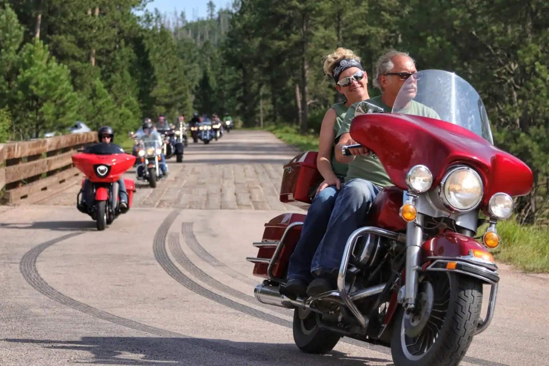 The latest American report confirms it: wearing a helmet saves lives