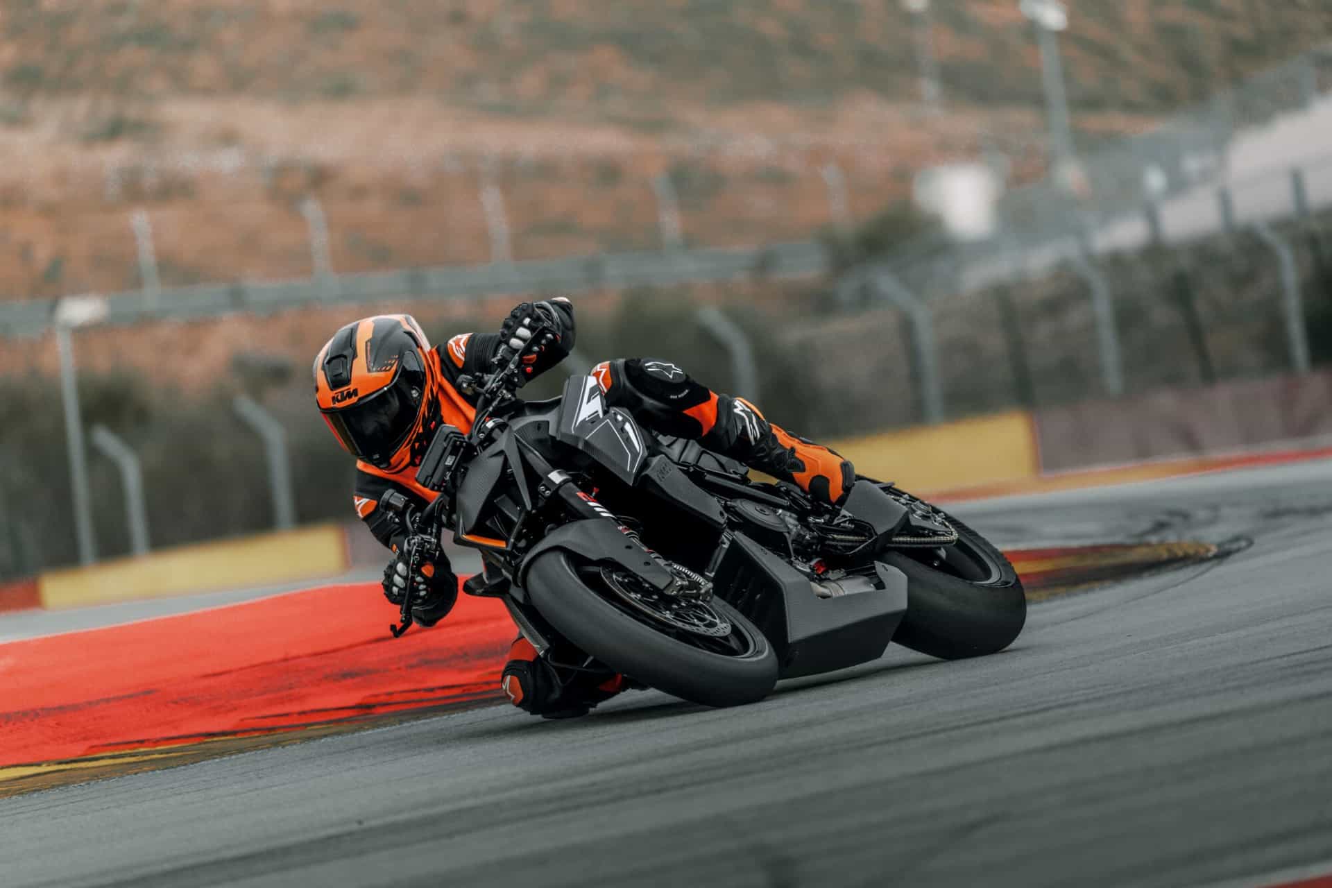 KTM 1390 SUPER DUKE RR TRACK 2026