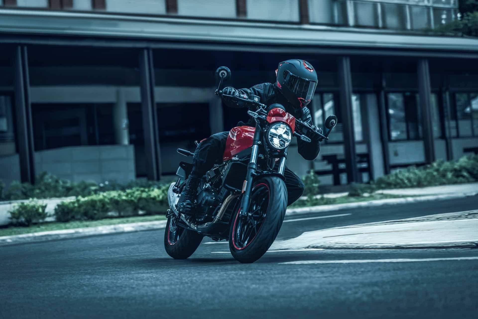 Royal Enfield Guerrilla 450 2026