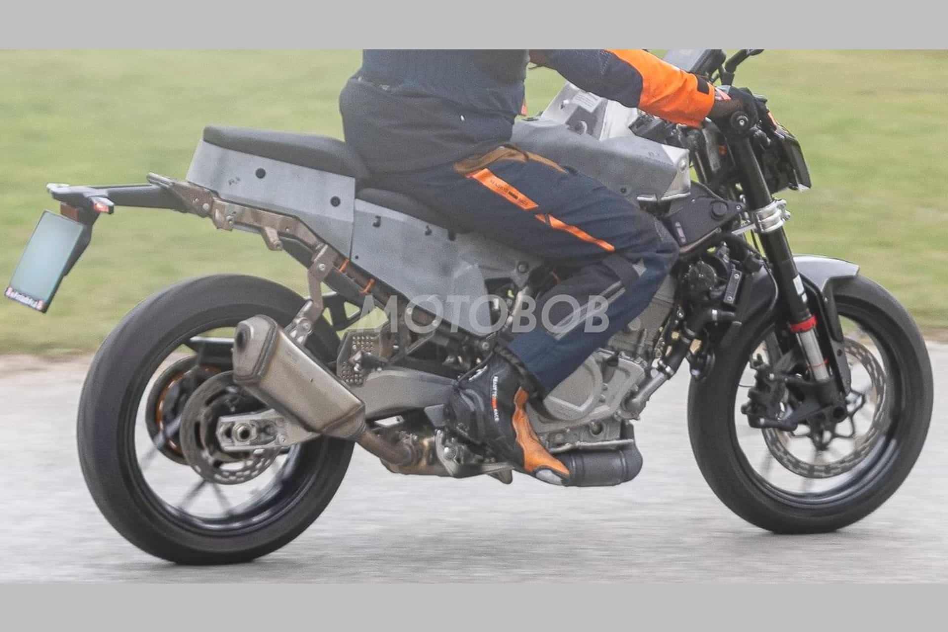 The long-awaited 490 Duke is already rolling in its first test tests