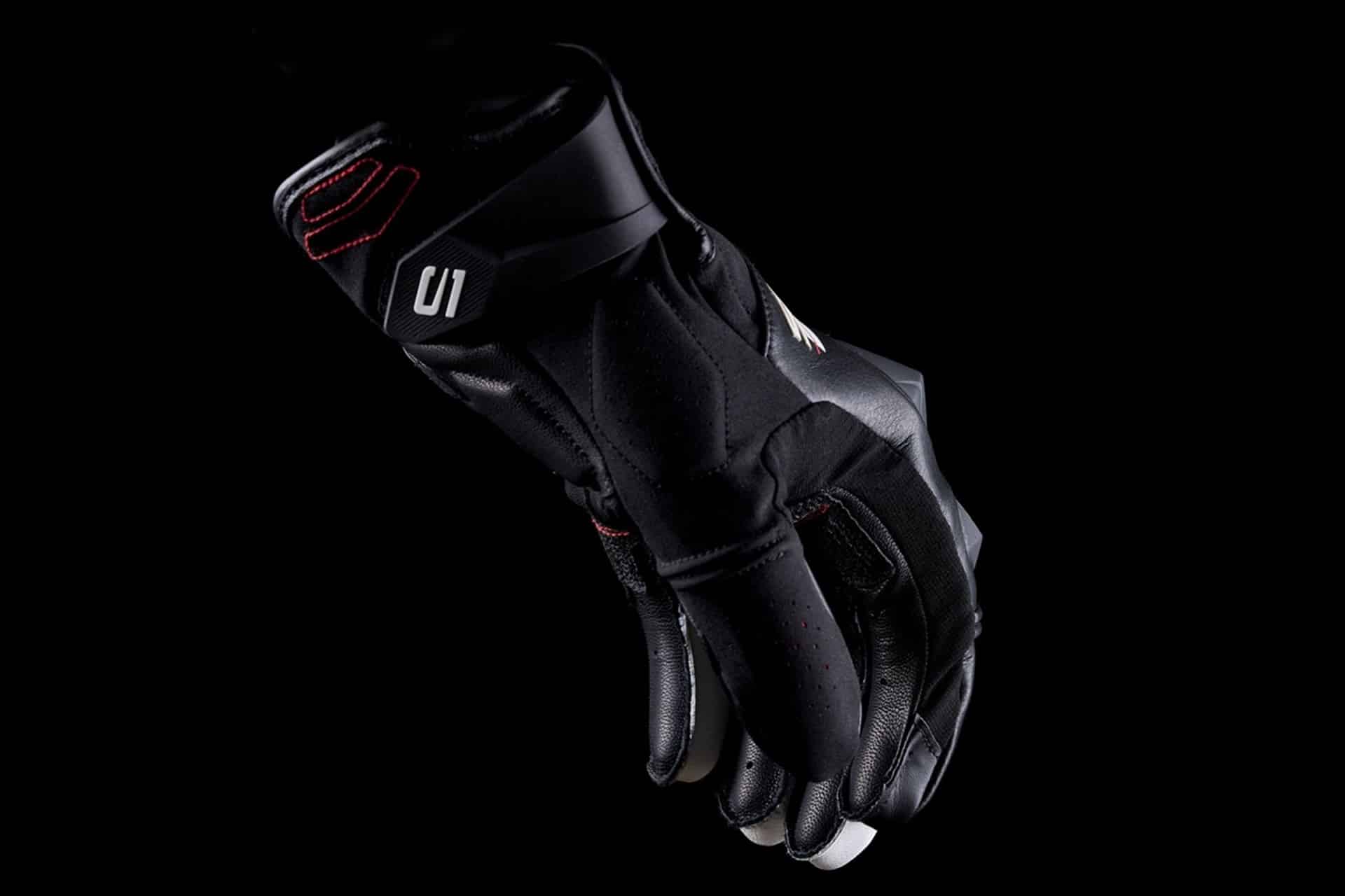 Five SF2 Evo: maximum protection and ventilation focused on the roadster segment