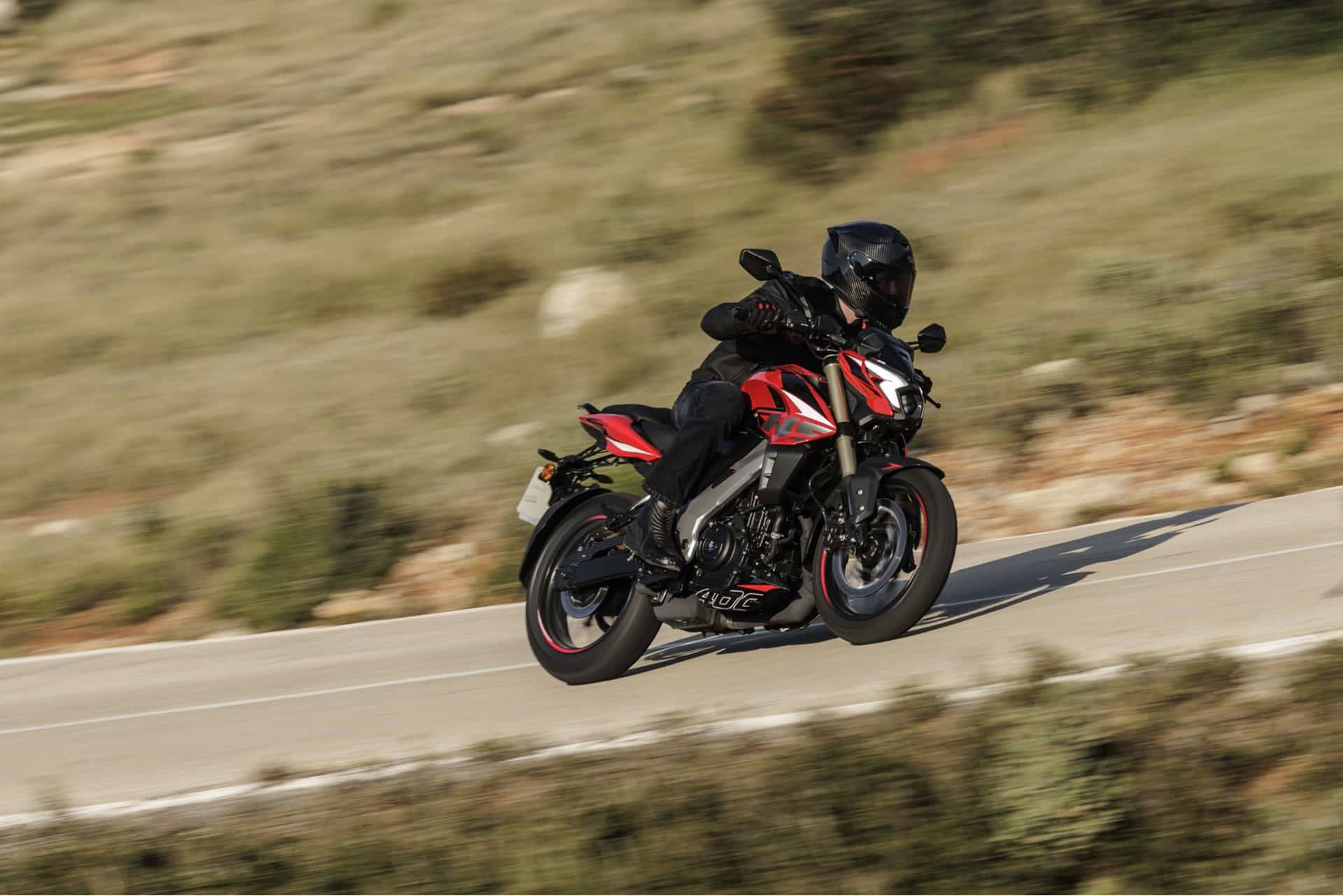 Pulsar NS 400Z, Bajaj's interesting proposal for the A2 segment