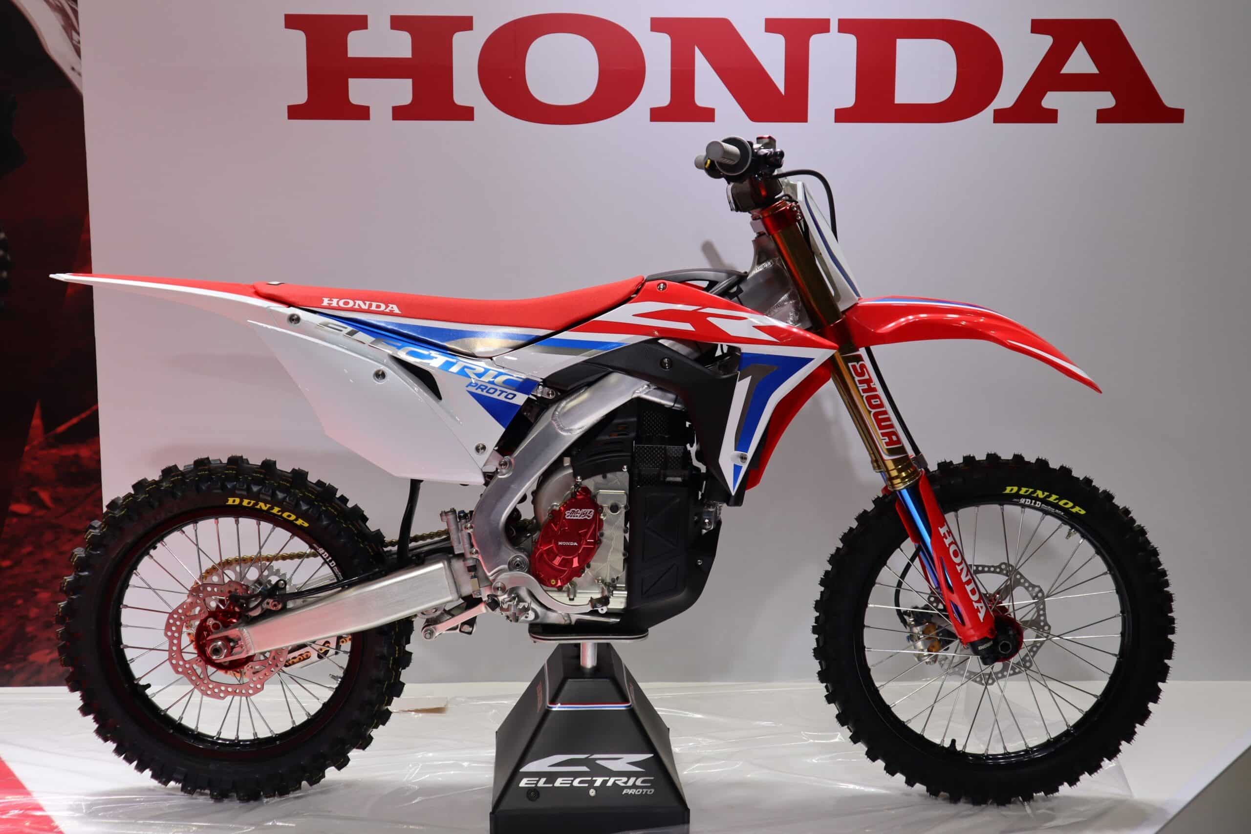 Honda patents an electronic clutch with haptic actuators for electric off-road motorcycles