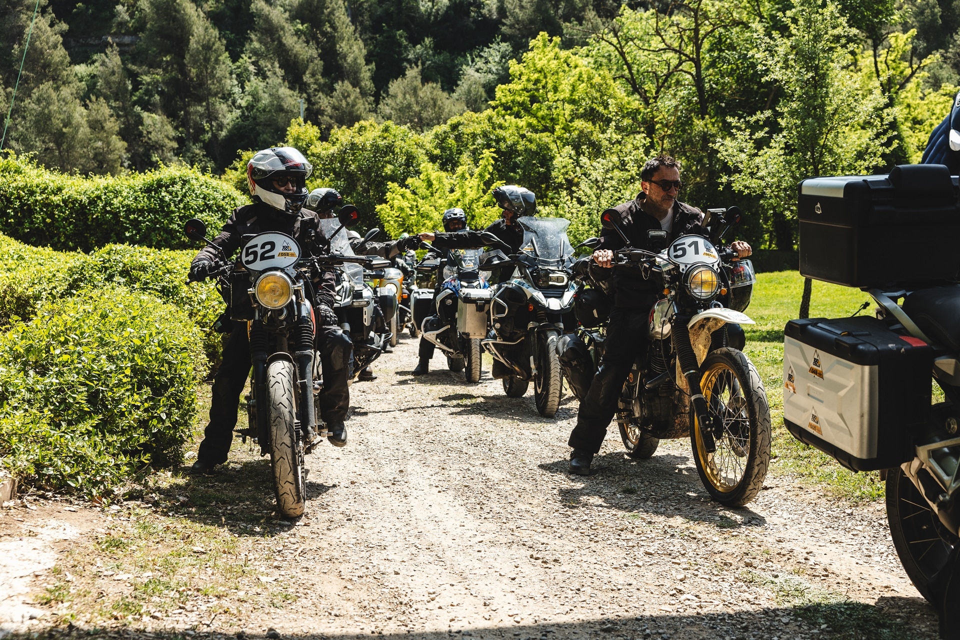 The 100 Colls makes the international leap to the French Alps