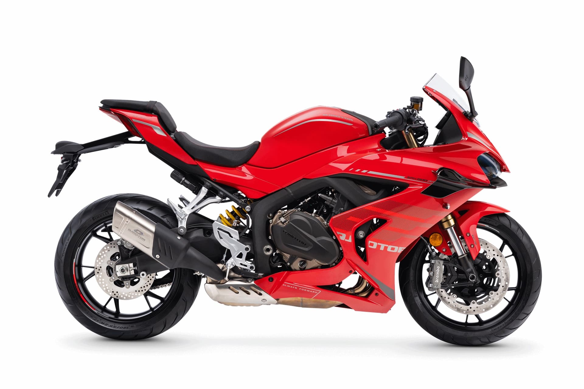 Three motorcycles, 4 cylinders and from 95 to 129 HP: QJ Motor raises the level with its SRK family