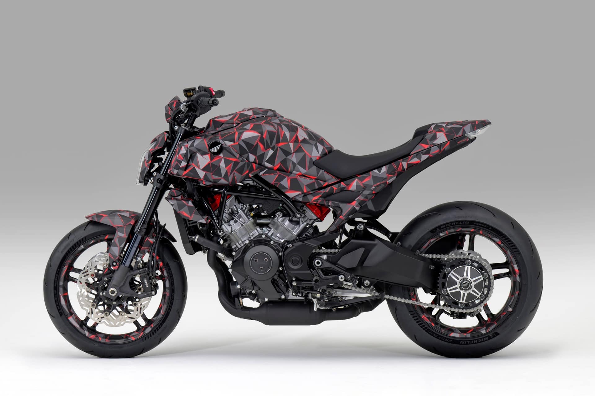 Honda presents the V3R 900 E-Compressor, its most advanced motorcycle to date