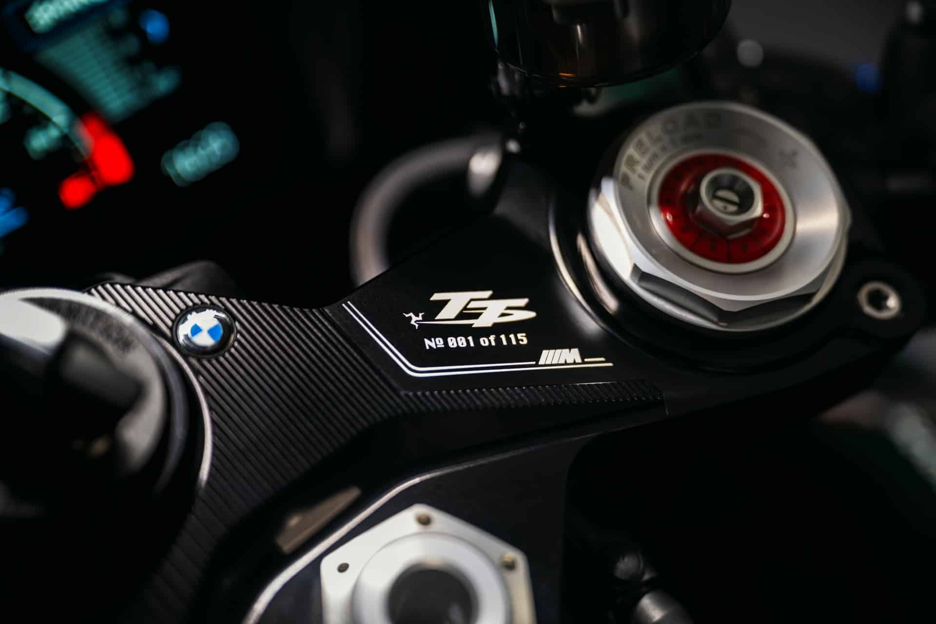 BMW turns the M 1000 RR into a jewel of the TT: there will only be 115 units