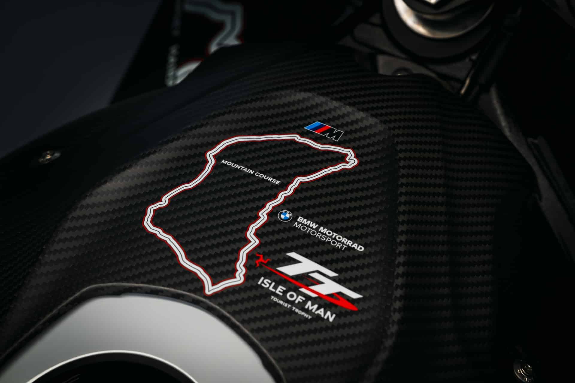 BMW turns the M 1000 RR into a jewel of the TT: there will only be 115 units