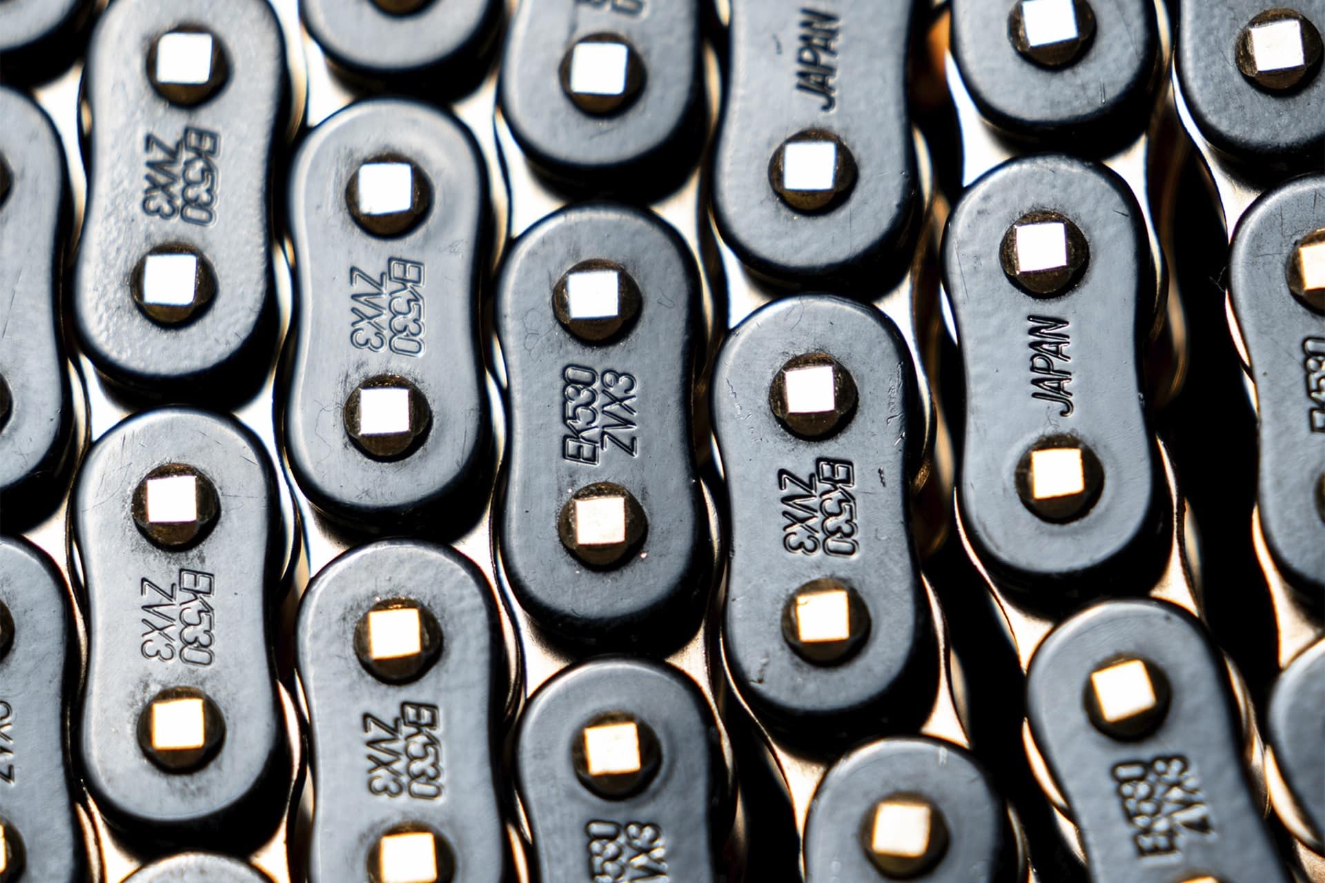 EK Chain 2026 range of chains: specific solutions for road and competition