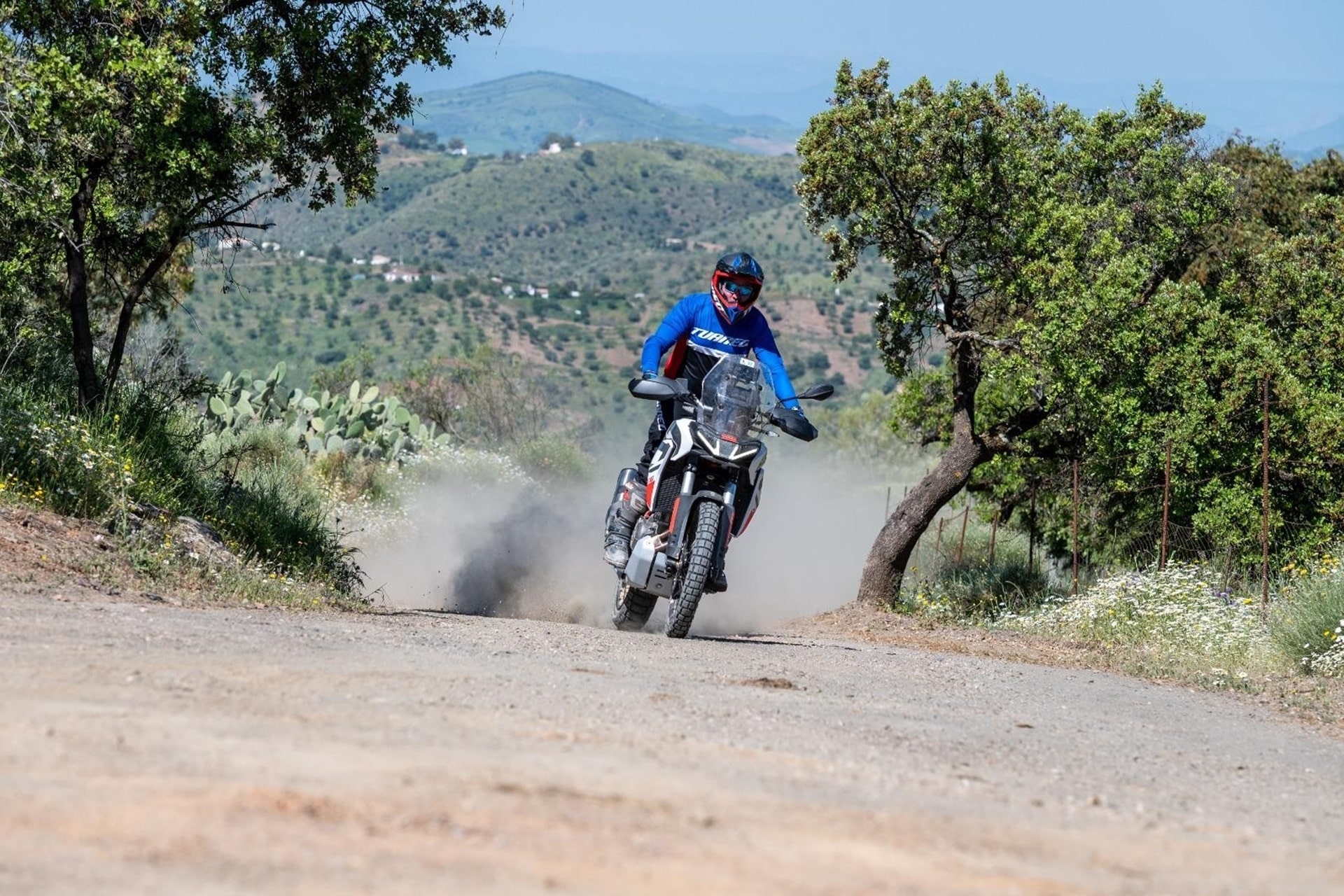 The Aprilia Tuareg Demo Days 2026 return with limited units and the technical collaboration of TwinTrail