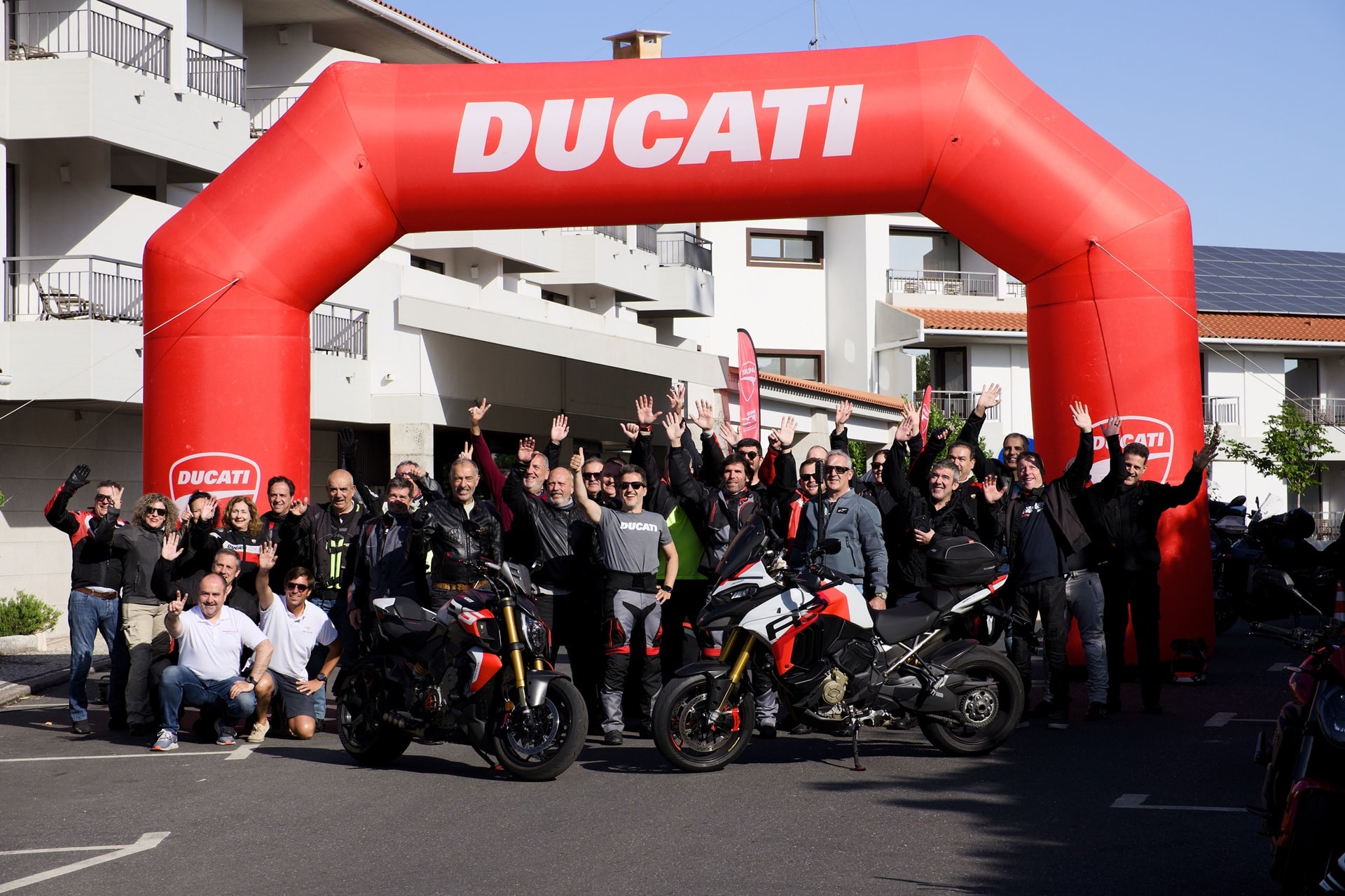 Ducati celebra con éxito Sea to Sea 2026 junto a 40 participantes y más de 1.000 kilómetros de recorrido