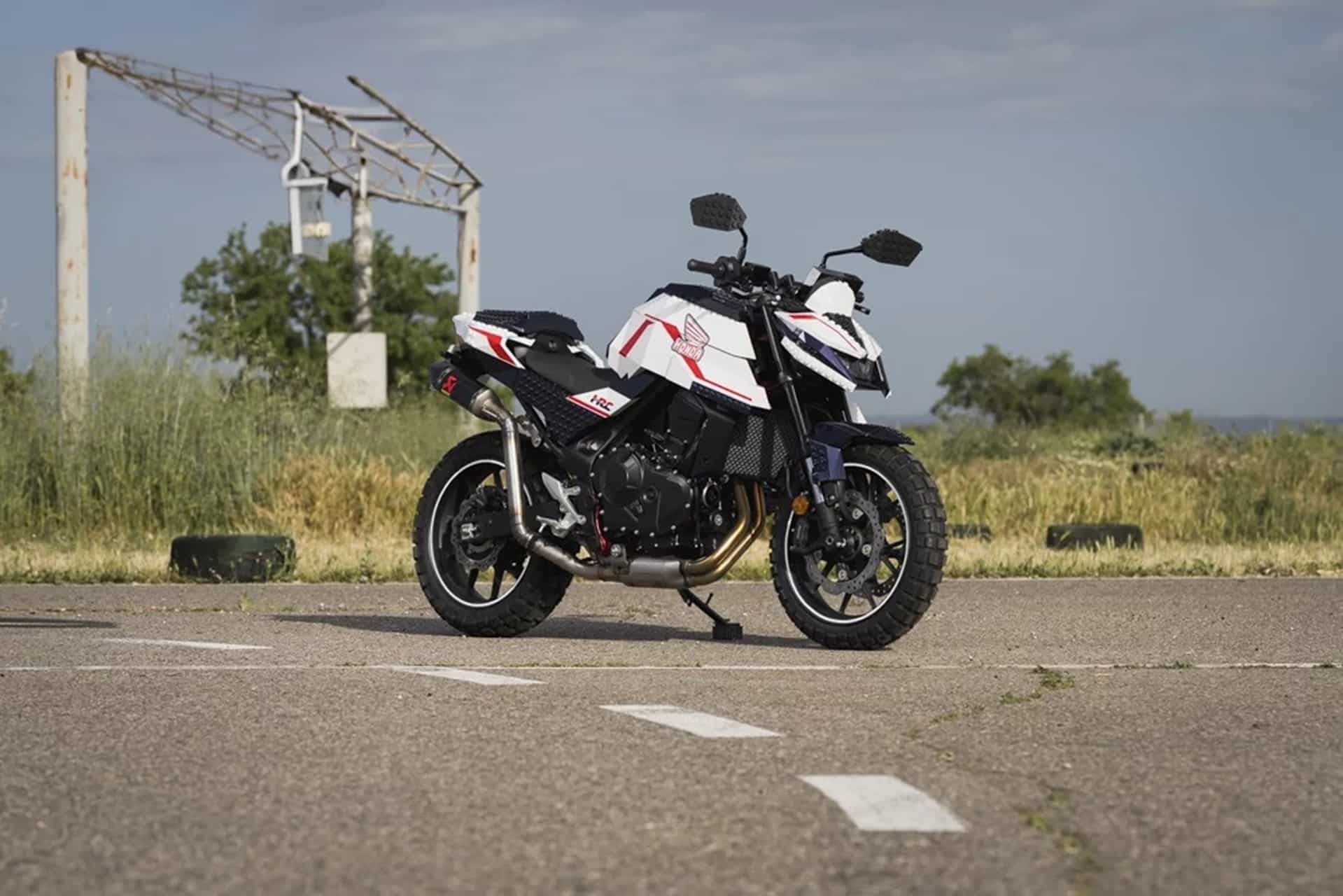 Honda Motorsport Madrid reinterprets the philosophy of the CB750 Hornet by wearing it with Continental TKC 80 off-road tires