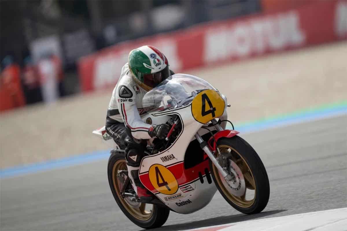 Yamaha lleva sus motos históricas de competición a Misano con Agostini, Lavado y Cadalora