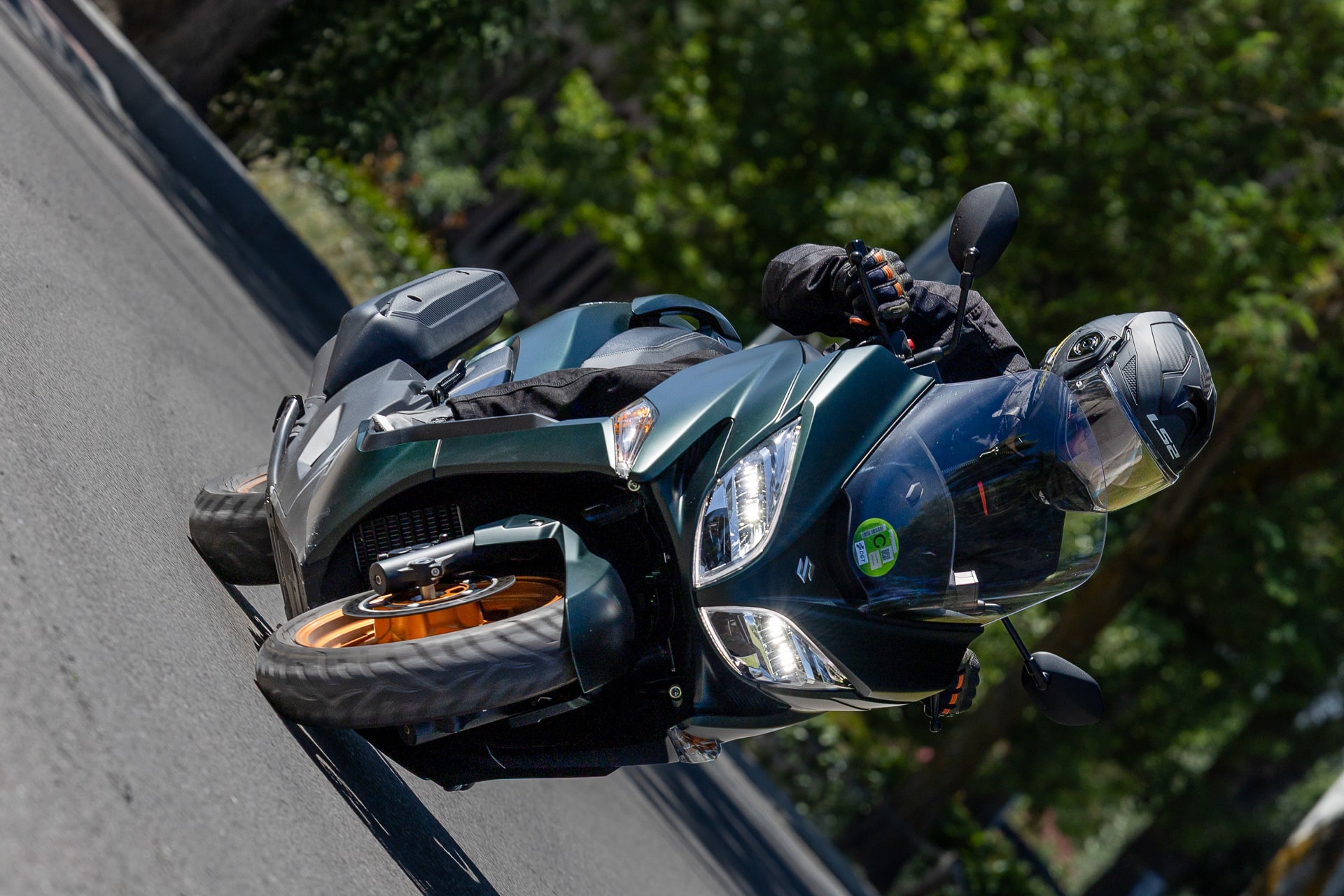 Test Suzuki Burgman 400