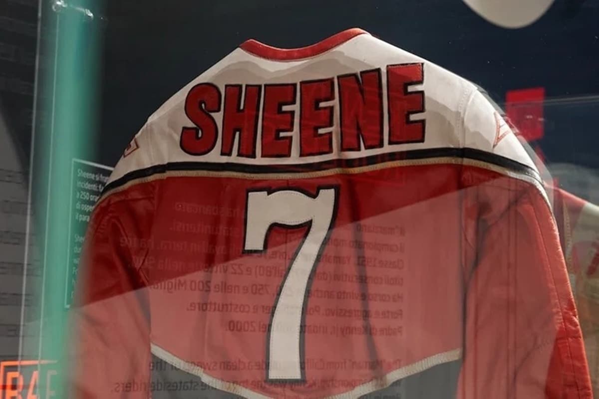 Up for auction is a “Barry Sheene replica” racing suit manufactured by Dainese Custom Works