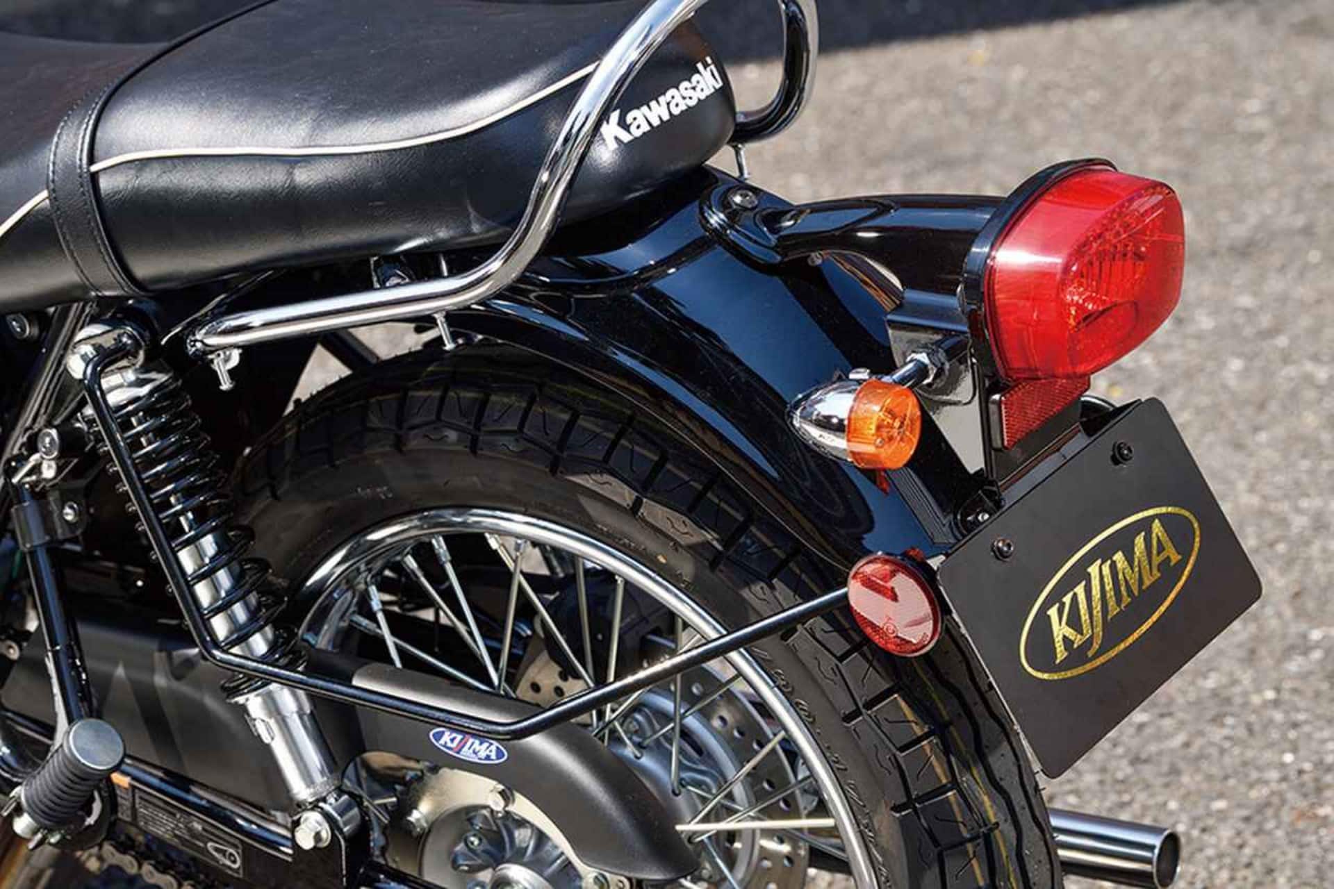 Honda GB350C and Kawasaki Meguro S1 by Kijima