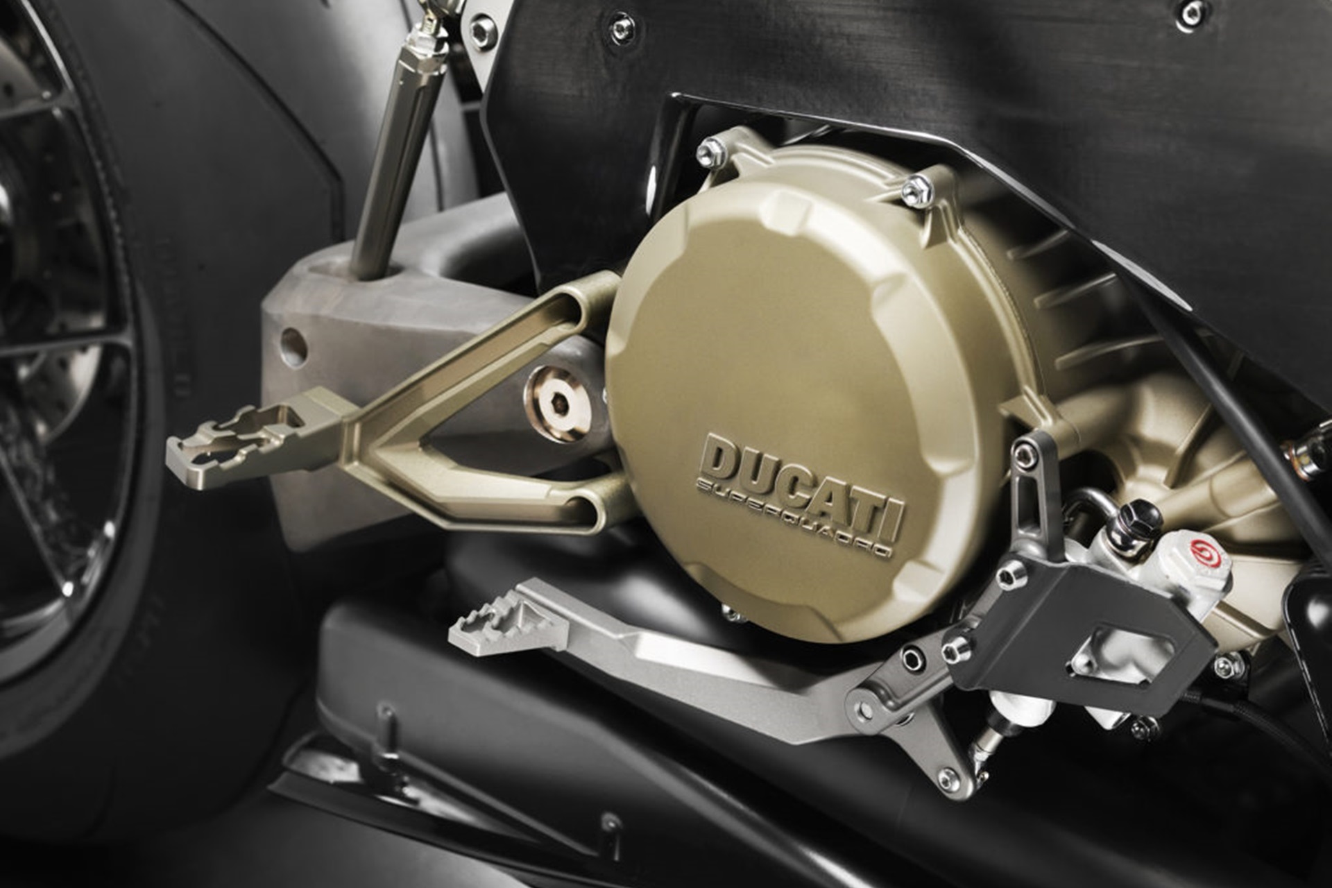Vyrus Alyen 988: the Italian hyperbike with more than 200 HP from another planet