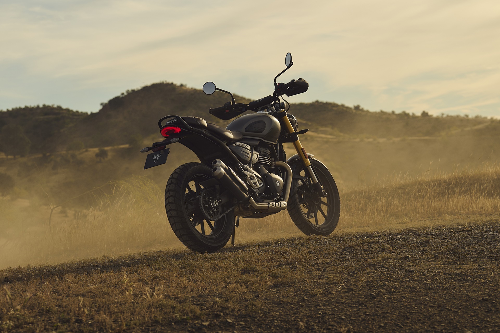 Triumph 2027 color range: Six models debut new finishes and graphics