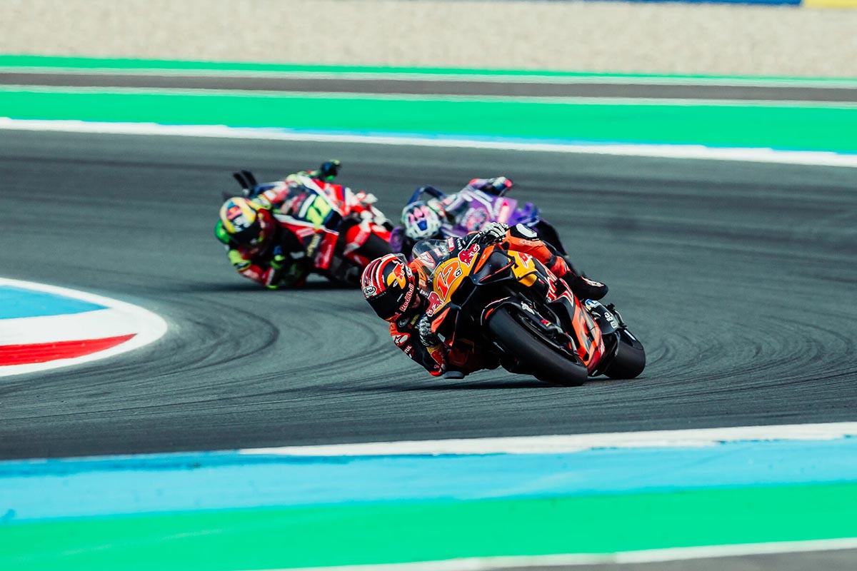 Far from fighting for the podium, Viñales fights to regain competitiveness