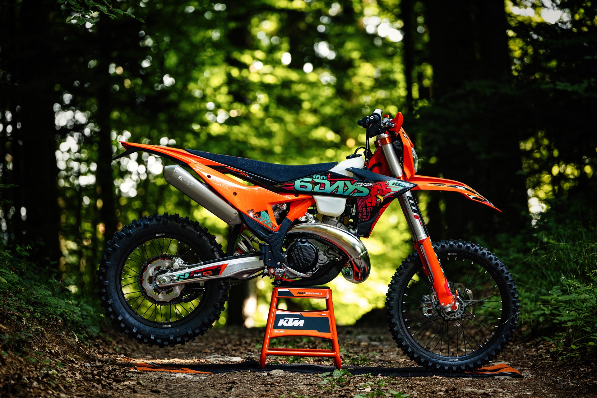 KTM EXC 6DAYS 2027 range: maximum expression of high-competition enduro performance