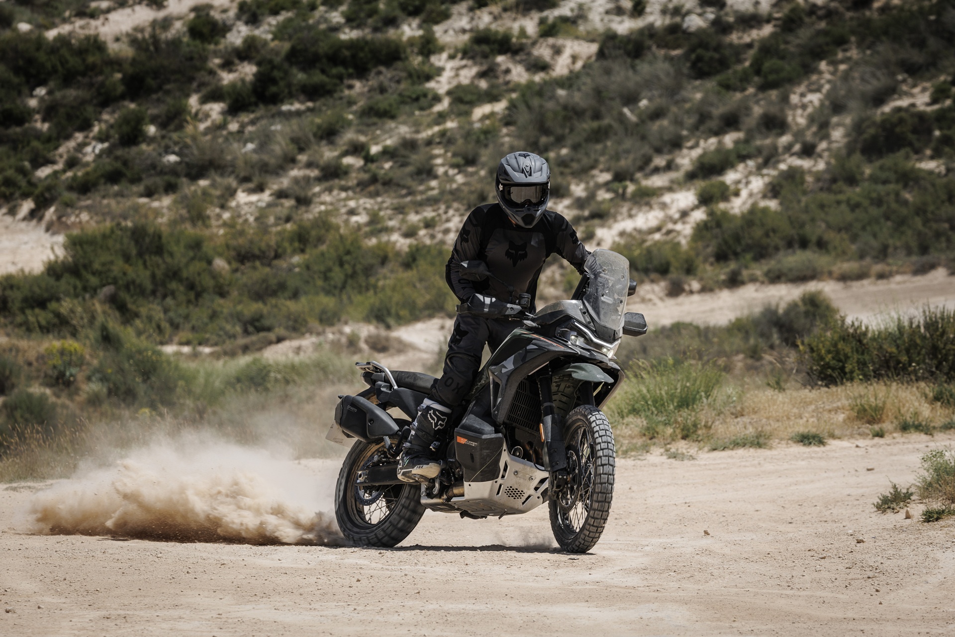 CFMOTO 1000MT-X test