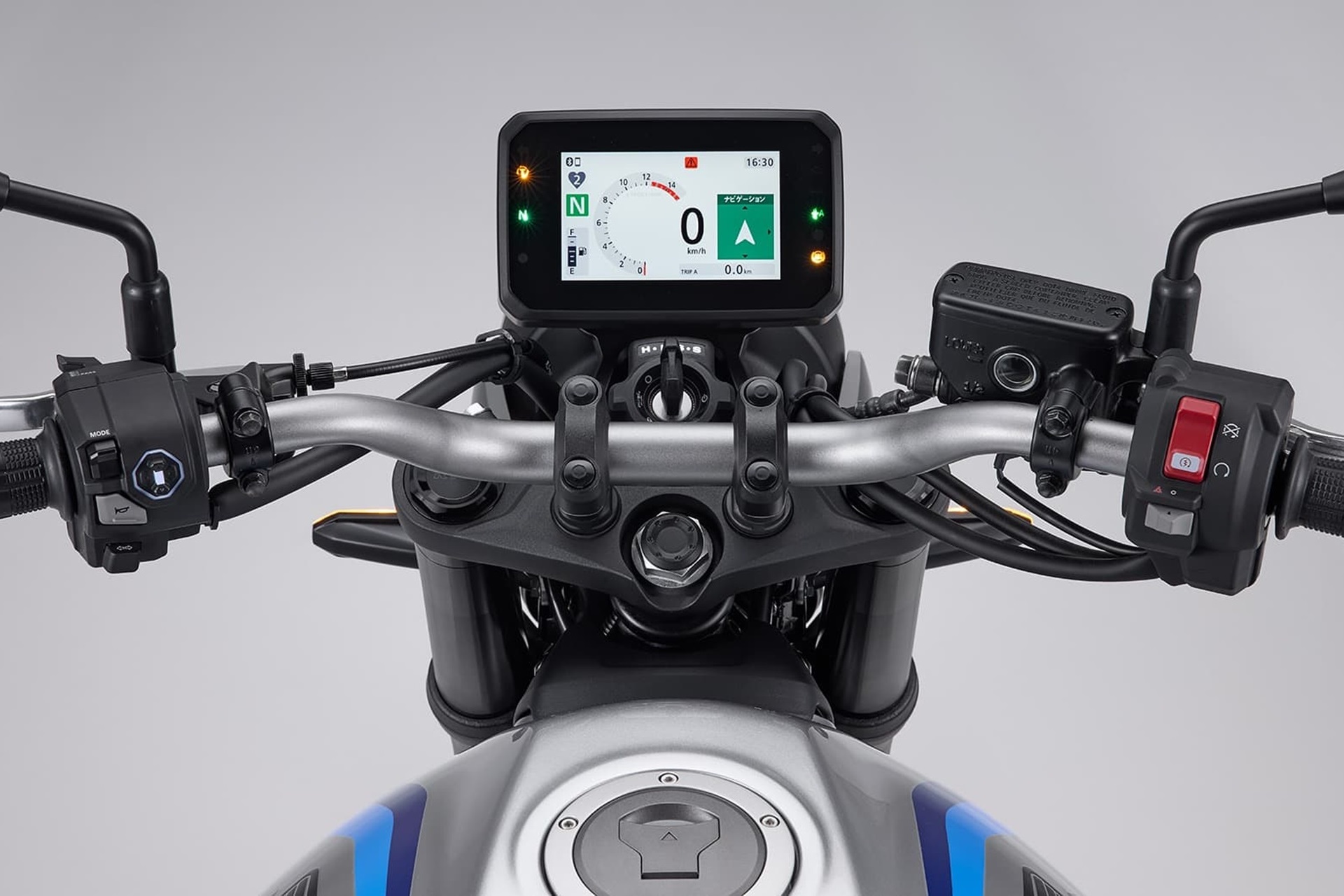 The new CB400 Super Four E-Clutch already has an arrival date in the brand's COs