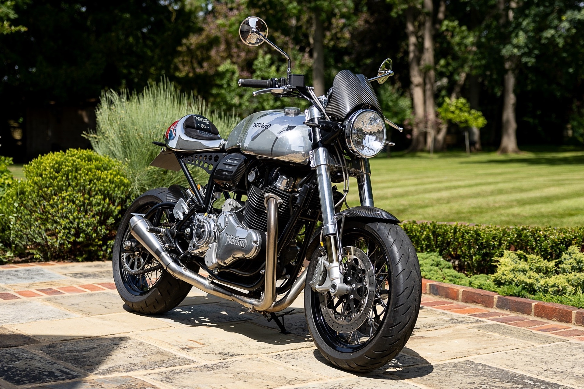 This brand new and exclusive Norton Dominator Street ex-Richard Hammond is for sale