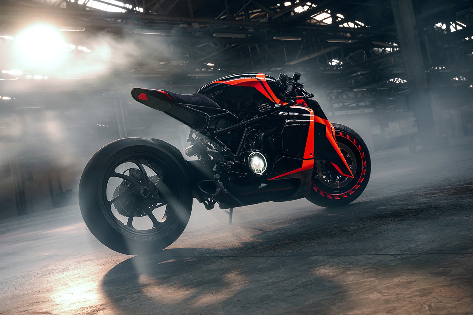 DA#22 Ultron: the “Hyperbike” concept taken to its maximum expression