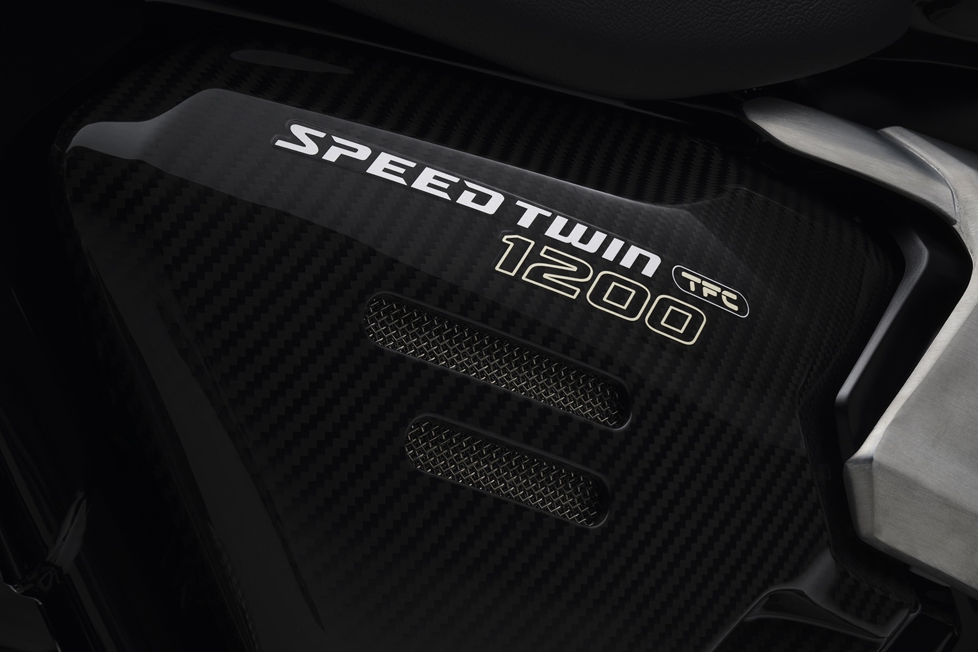 Nueva Speed Twin 1200 TFC: Triumph eleva el carácter deportivo y la exclusividad del modelo