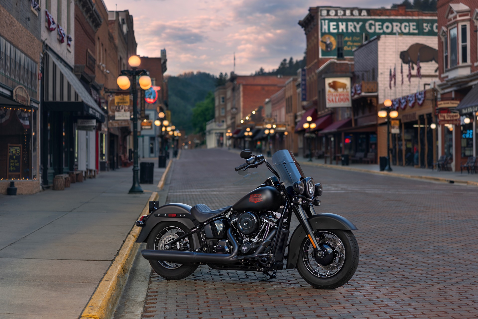 Harley-Davidson Deadwood 2026: “the return to the origins has begun”