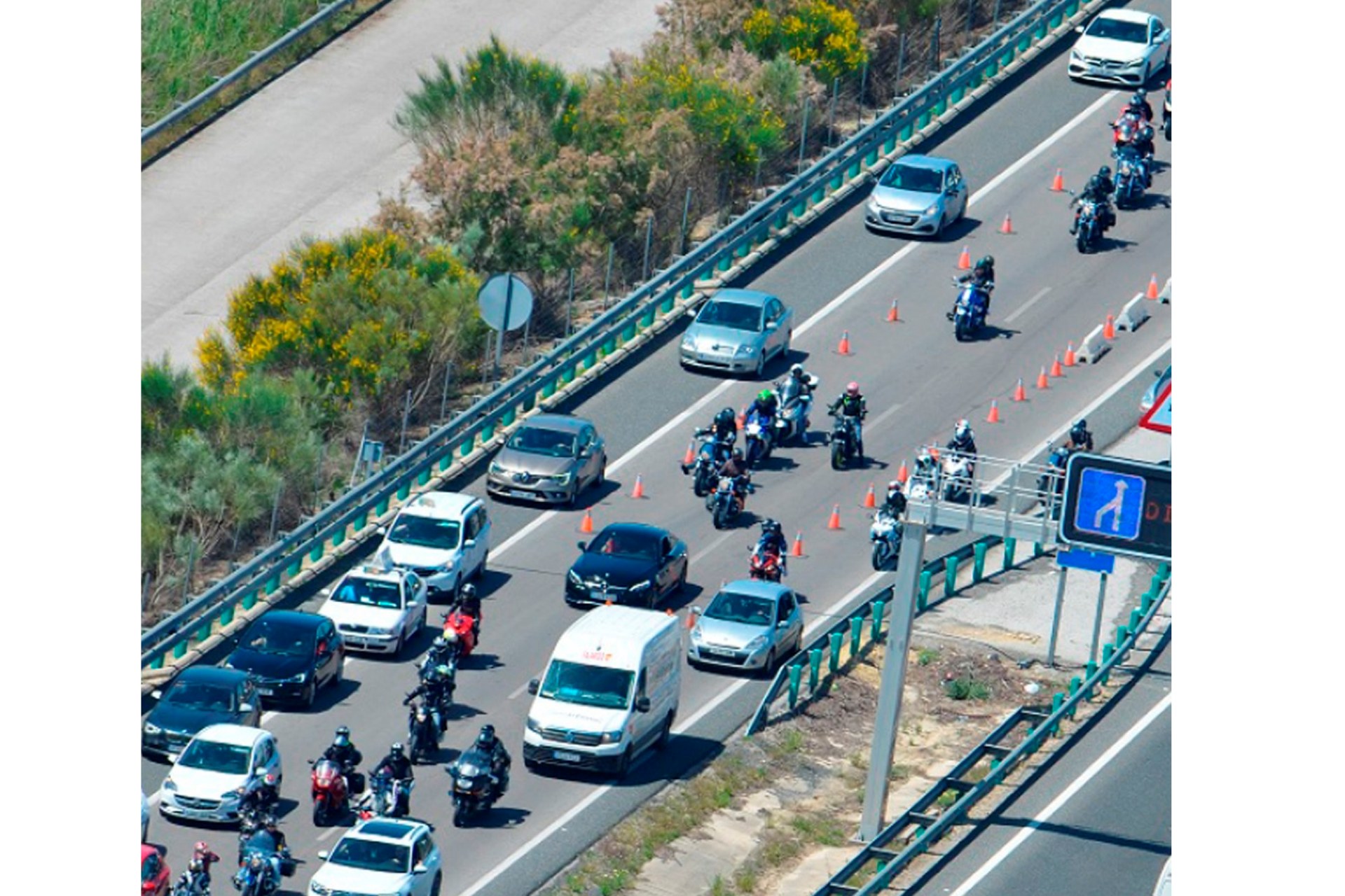 Waze Google mode for motorcycles