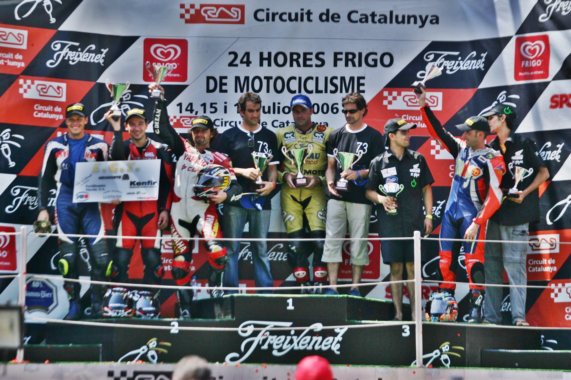 Antón and Alfredo, winners of the Bridgestone-SoyMotero.net 2026 Challenge with the Battlax Racing V02