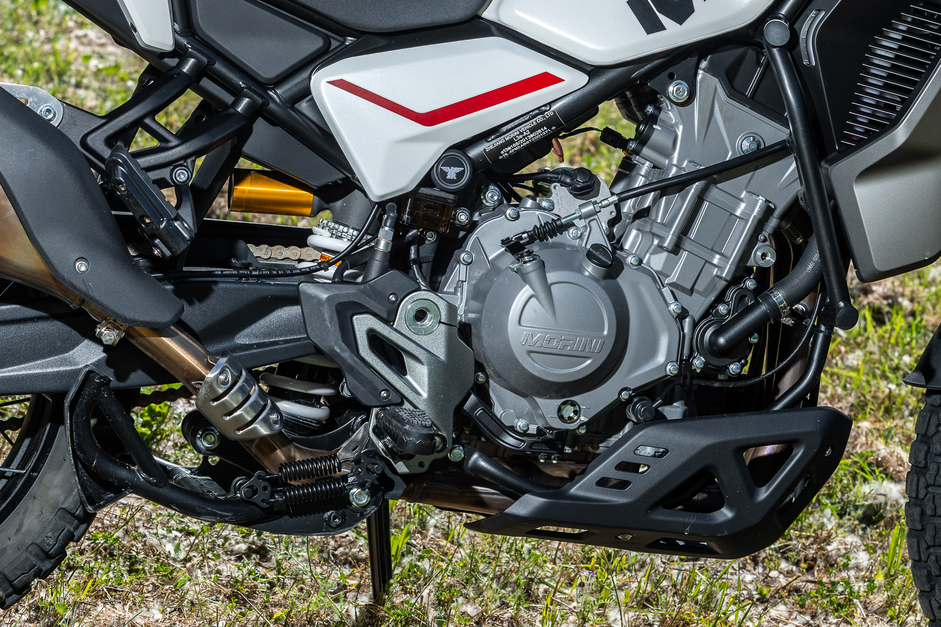 Test Moto Morini Alltrhike 450