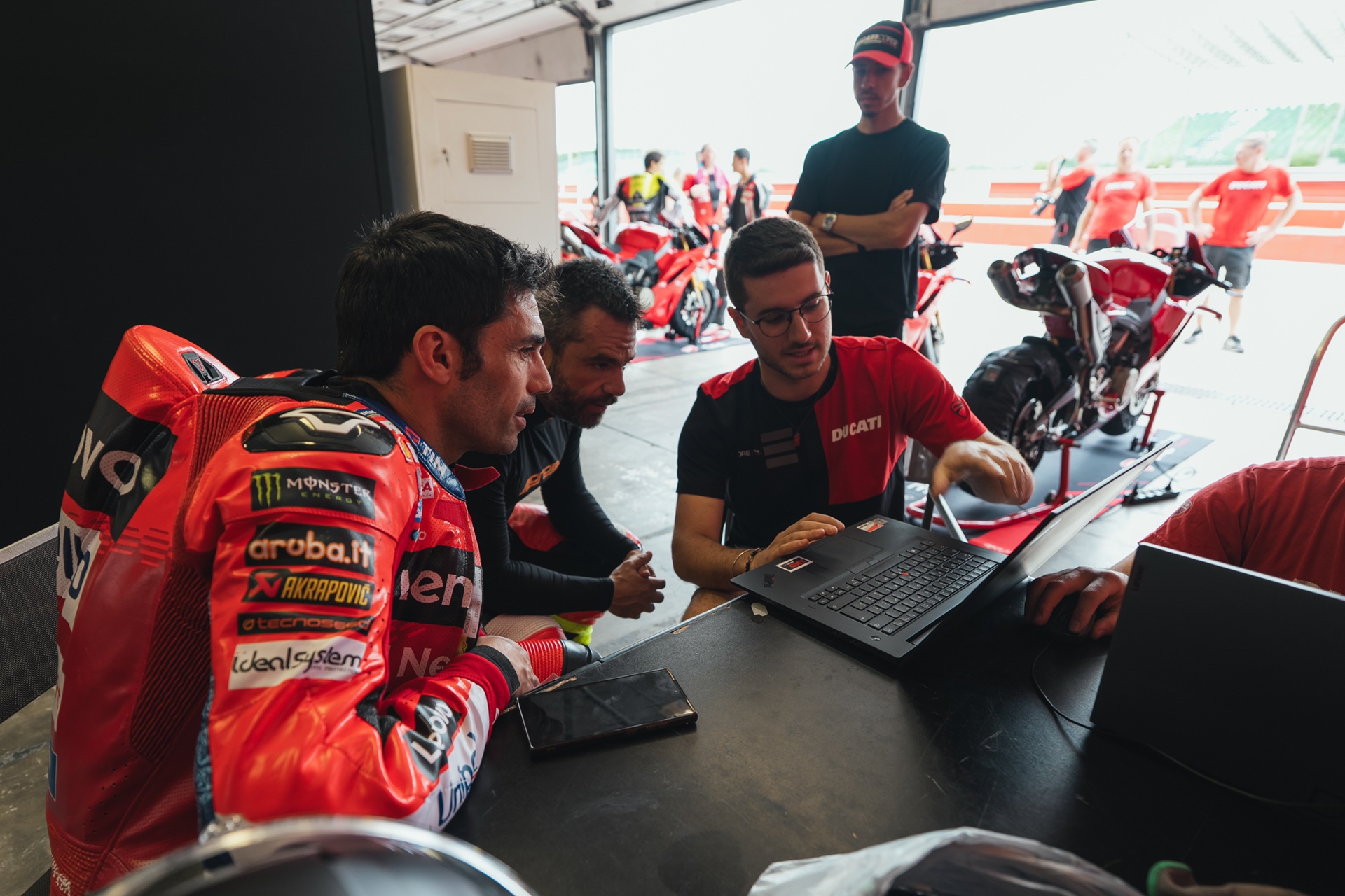 Ducati turns Misano into its most exclusive riding school with the new Panigale V4 R