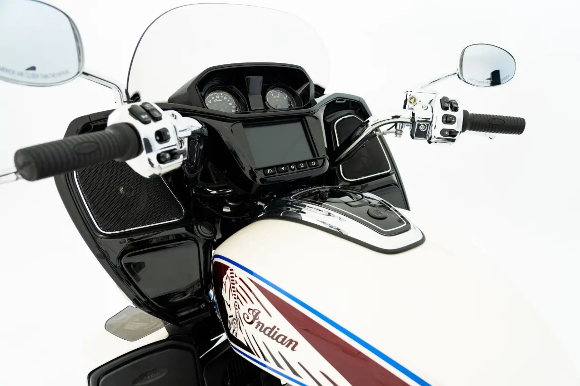 Indian launches the Signature Series, four models that border on the maximum expression of luxury on two wheels