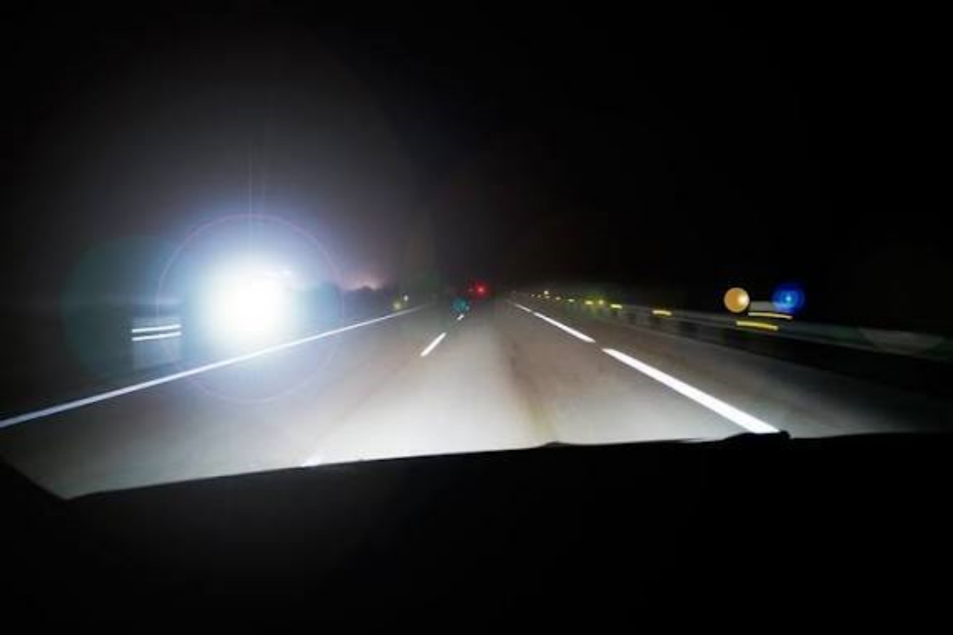 Headlights dazzle