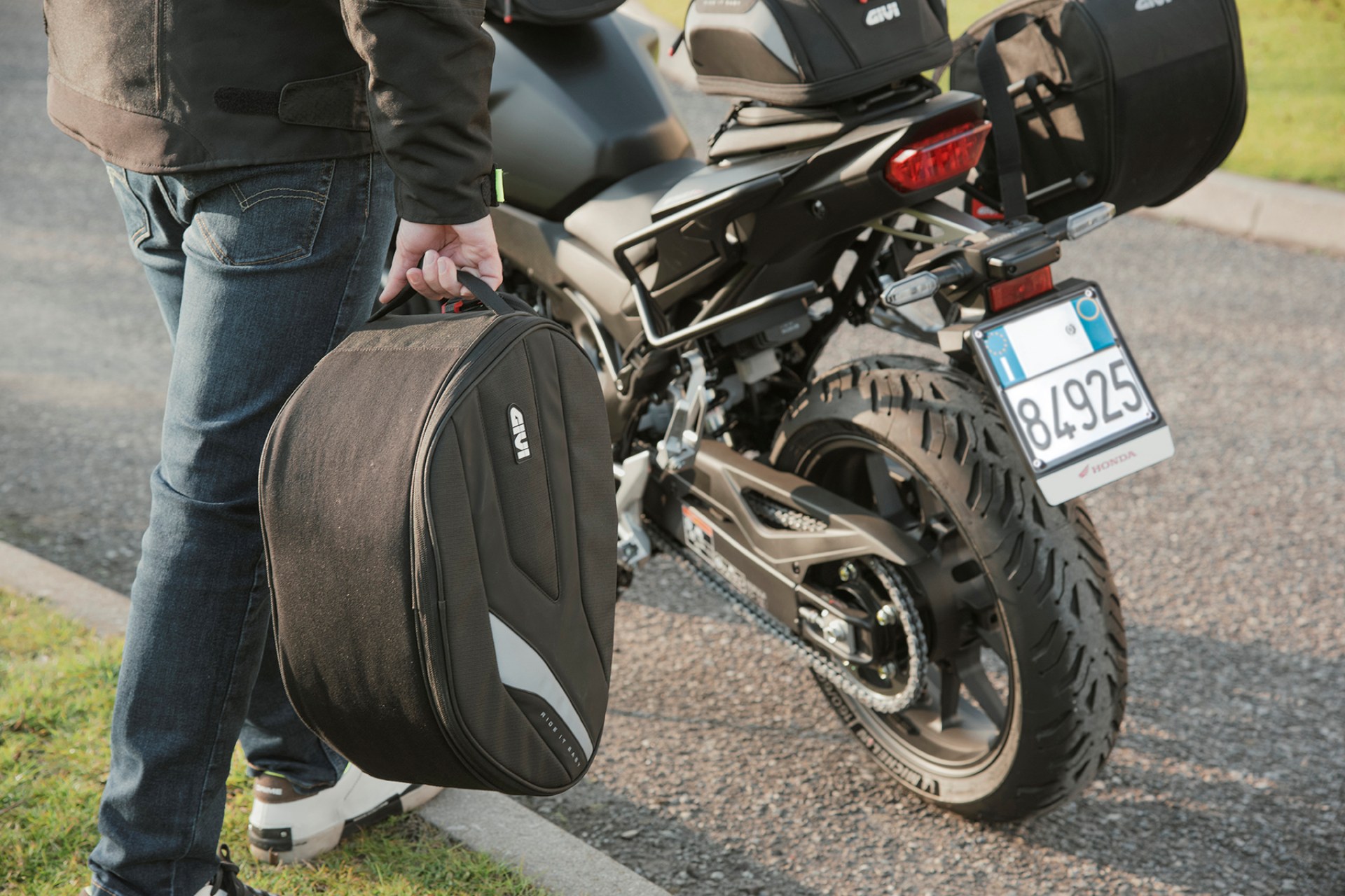 GIVI EASY-T motorcycle bags